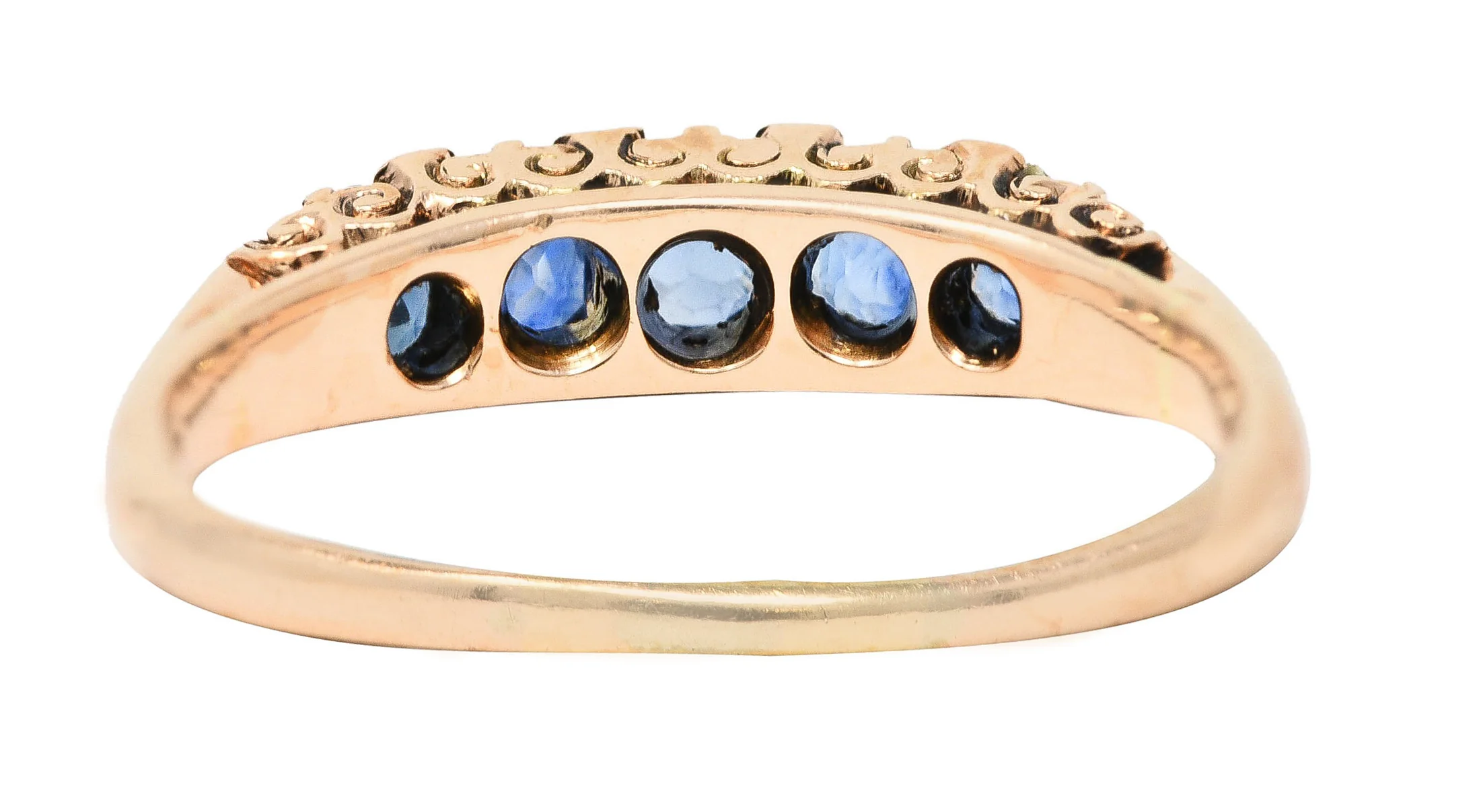 Victorian 1.15 CTW Cushion Cut Sapphire Diamond 14 Karat Yellow Gold Fleur-De-Lis Five Stone Antique Band Ring - Image 4