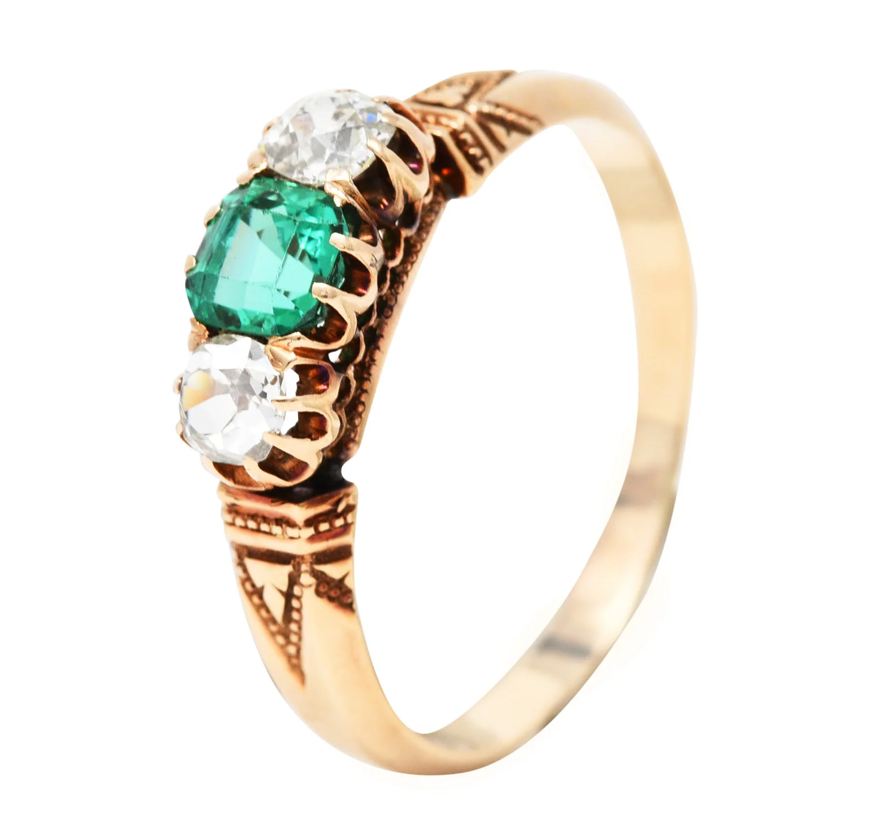 Victorian 1.00 CTW Emerald Old Mine Cut Diamond 14 Karat Yellow Gold Belcher Antique Three Stone Ring - Image 9