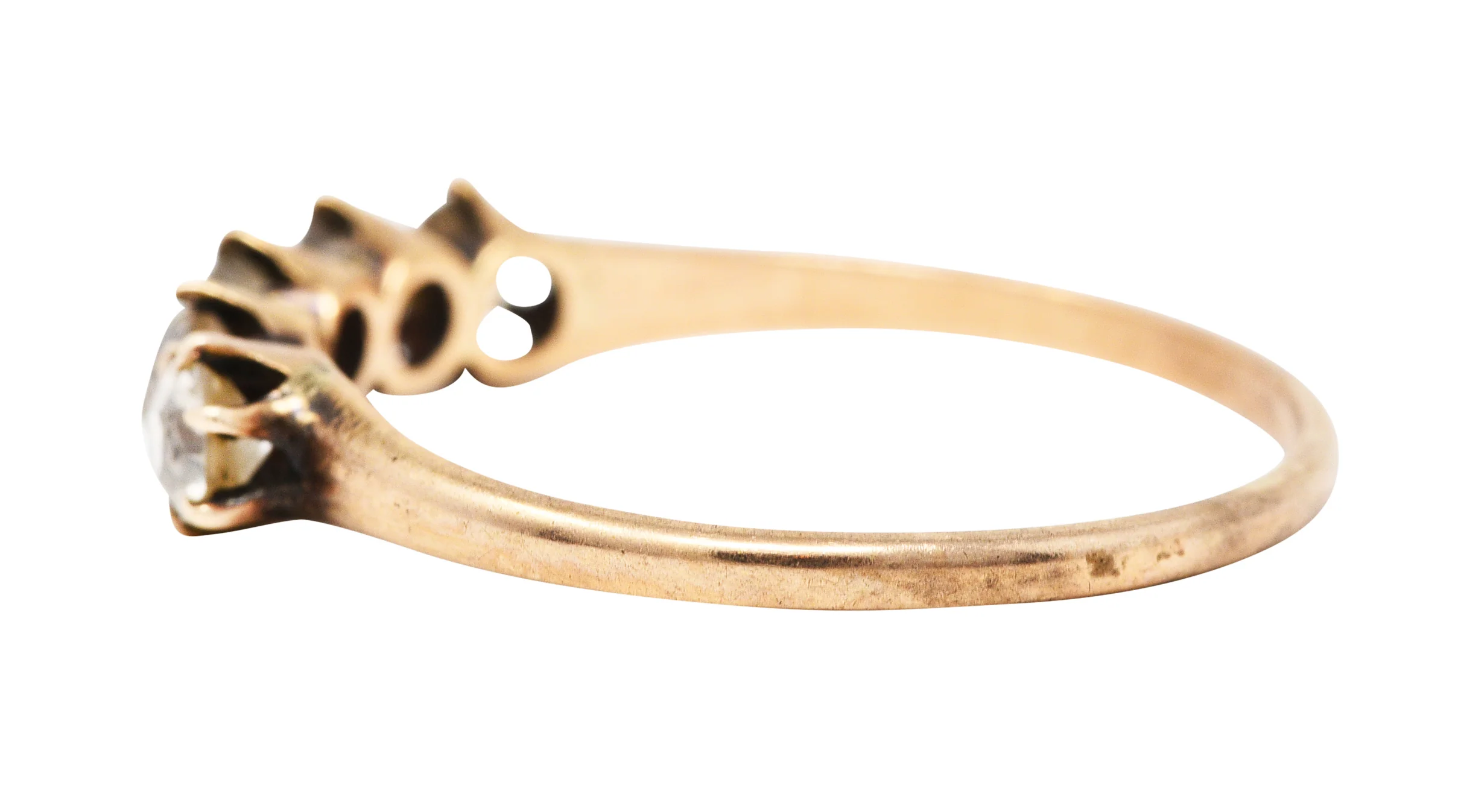 1880's Victorian 0.70 CTW Diamond 14 Karat Gold Band Ring - Image 5