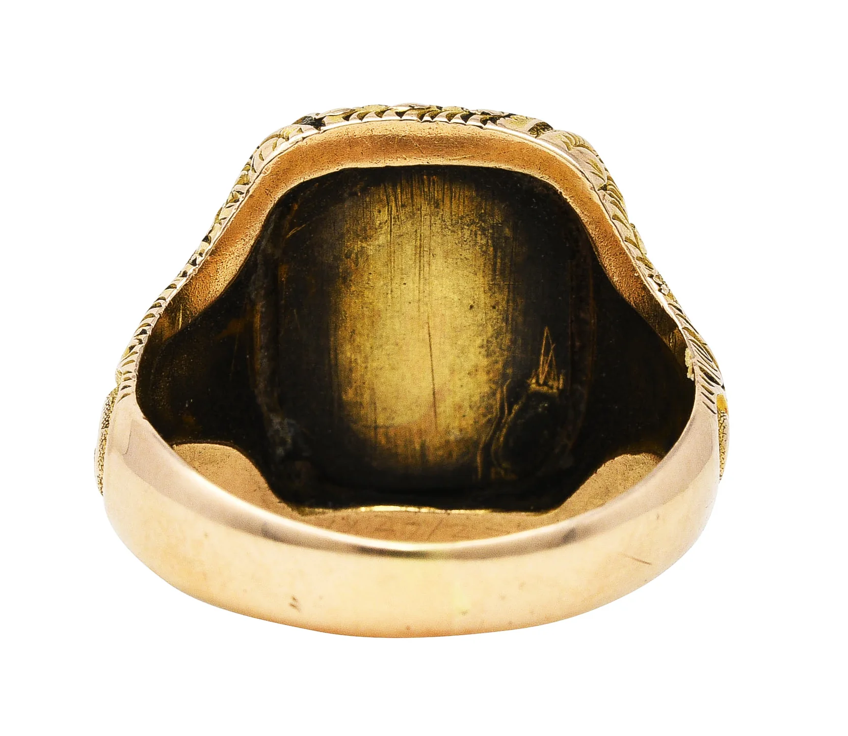 1900 Victorian 14 Karat Yellow Gold Scrolling Cushion Signet Ring - Image 4