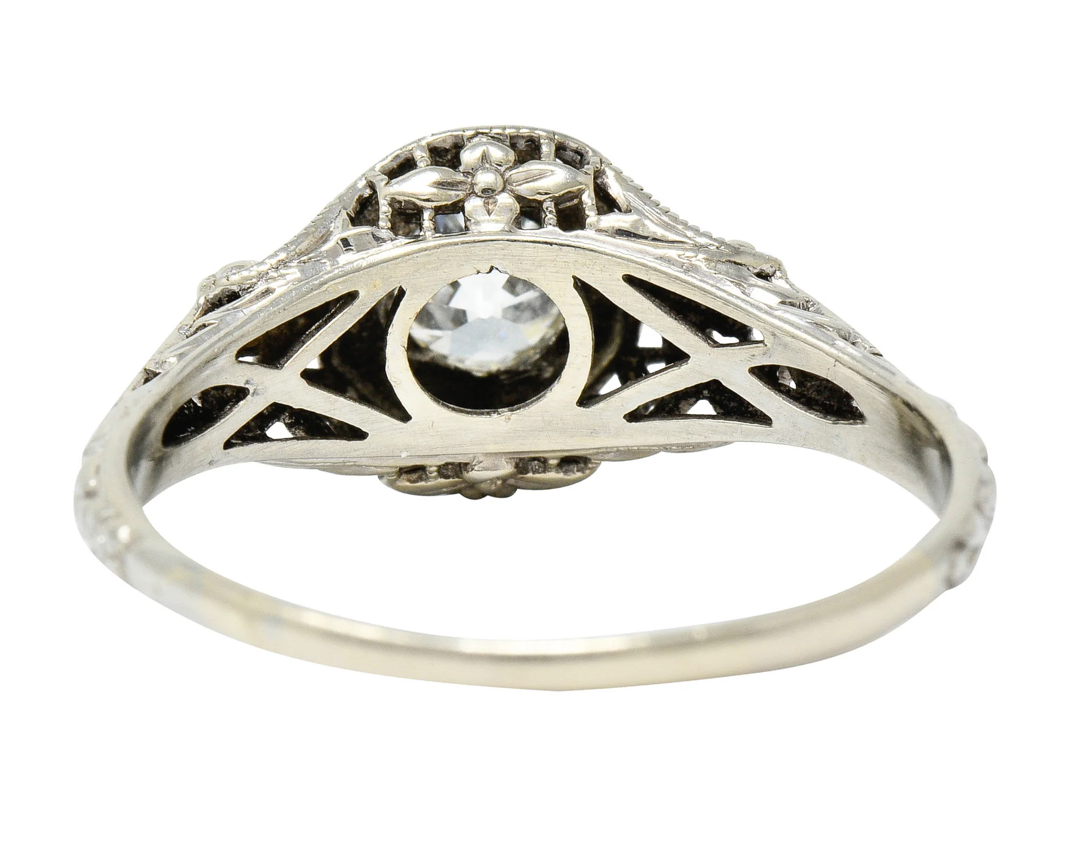1920's Art Deco 0.65 CTW Diamond 18 Karat Gold Foliate Engagement Ring - Image 4