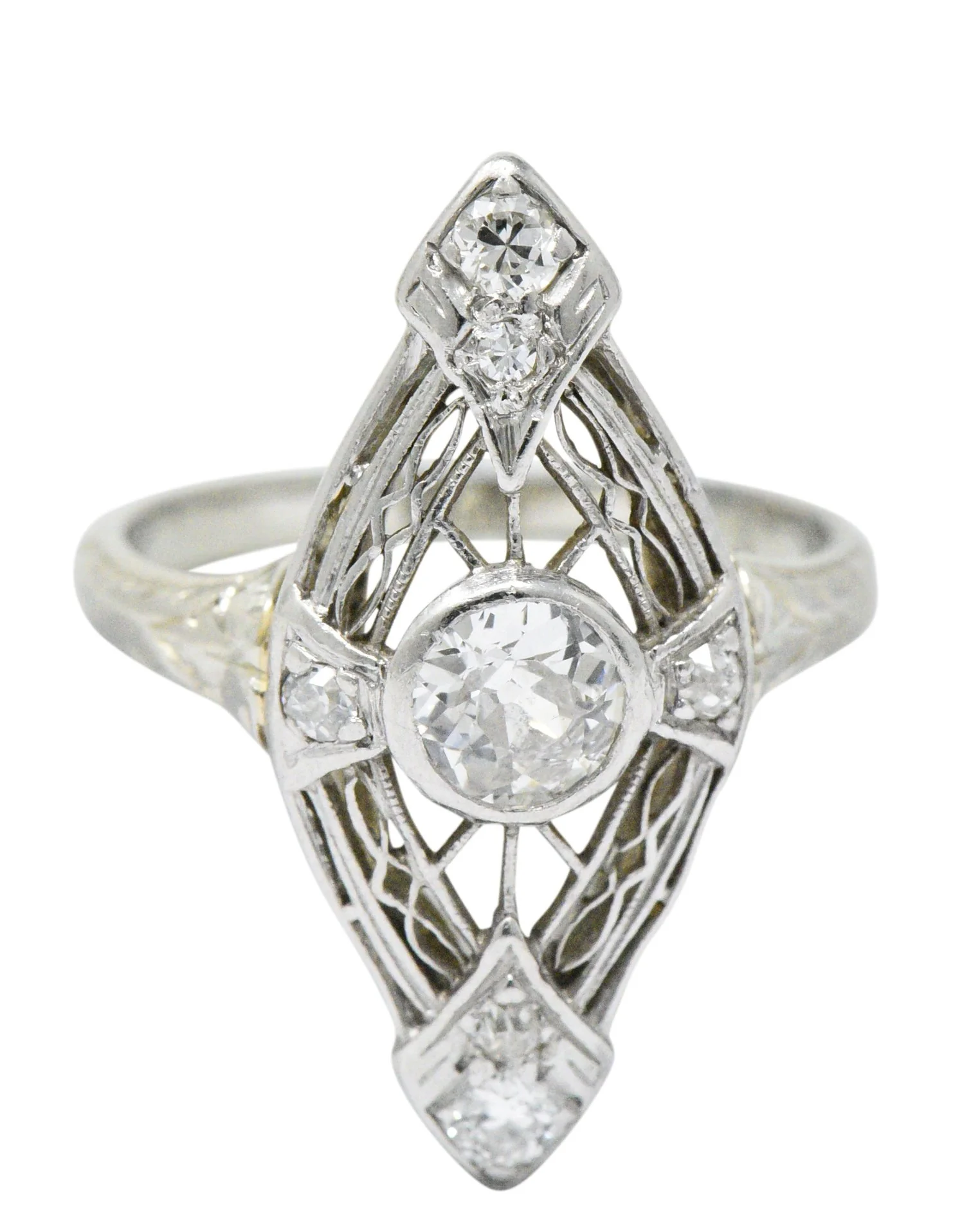 1920's Edwardian 0.57 CTW Diamond Platinum-Topped White Gold Dinner Ring - Image 4