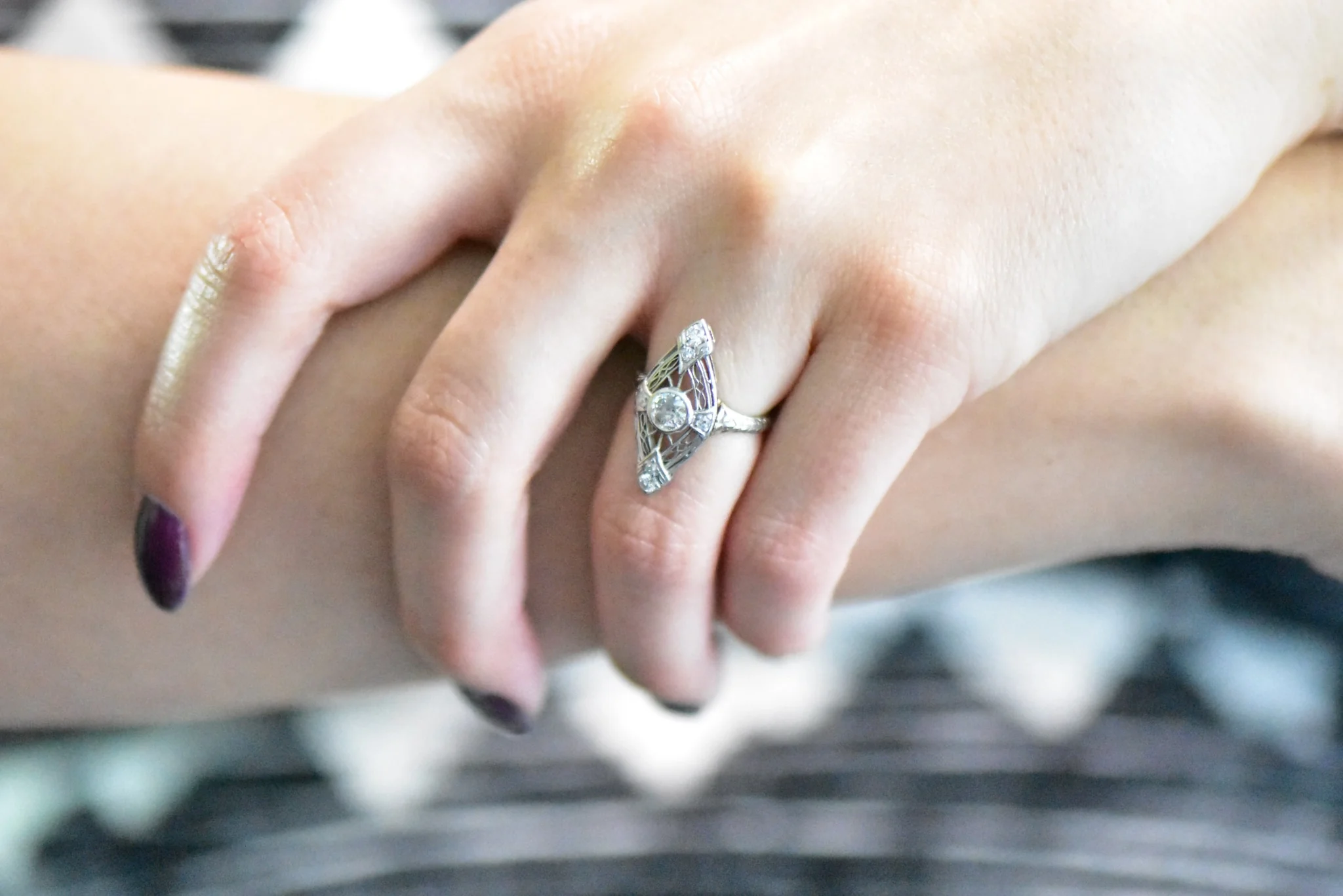 1920's Edwardian 0.57 CTW Diamond Platinum-Topped White Gold Dinner Ring - Image 6