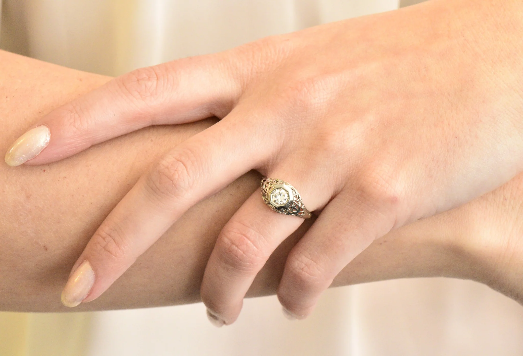 1930's 0.33 CTW Diamond 18 Karat White Gold Art Deco Engagement Ring - Image 8