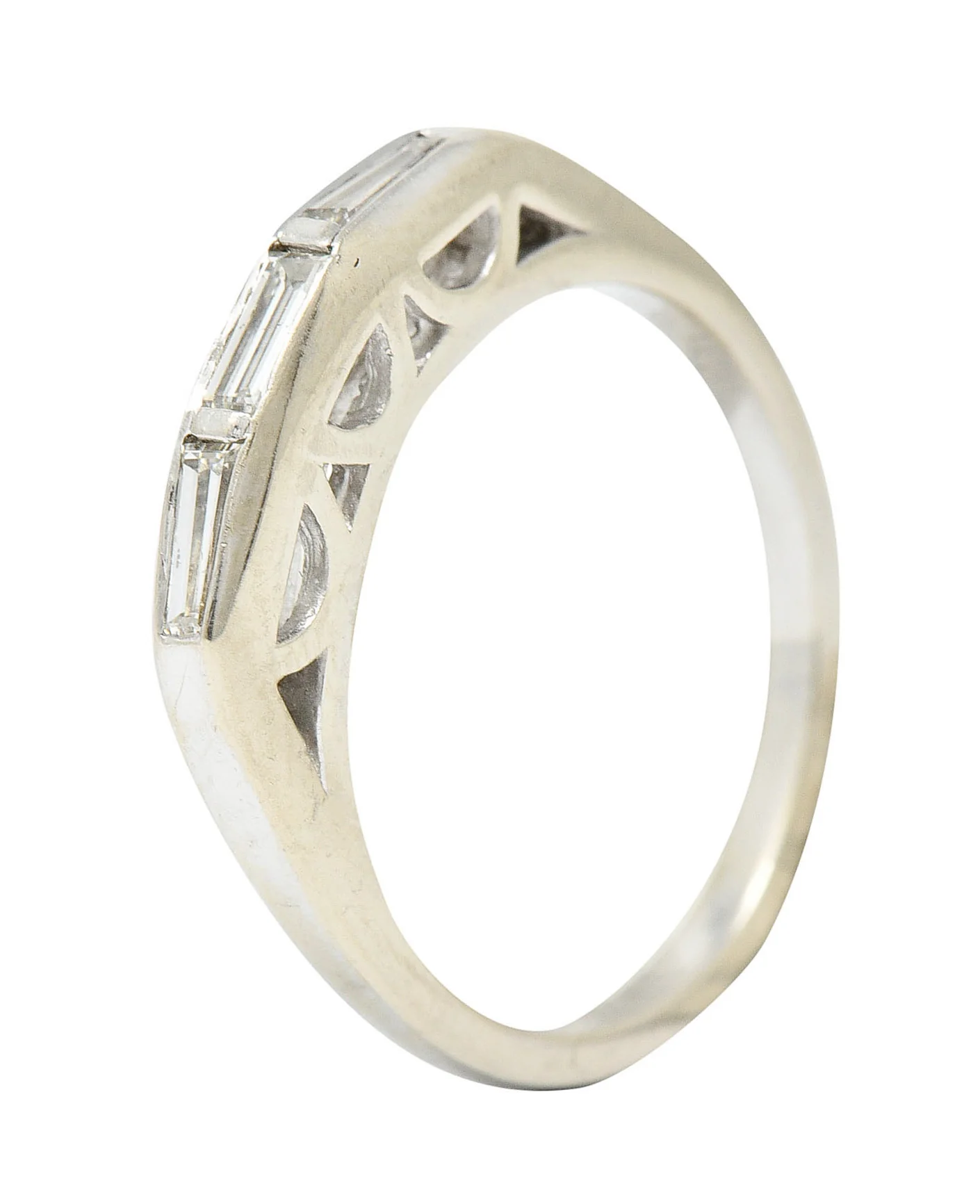 1940's Retro 0.25 CTW Diamond 14 Karat White Gold Band Ring - Image 9