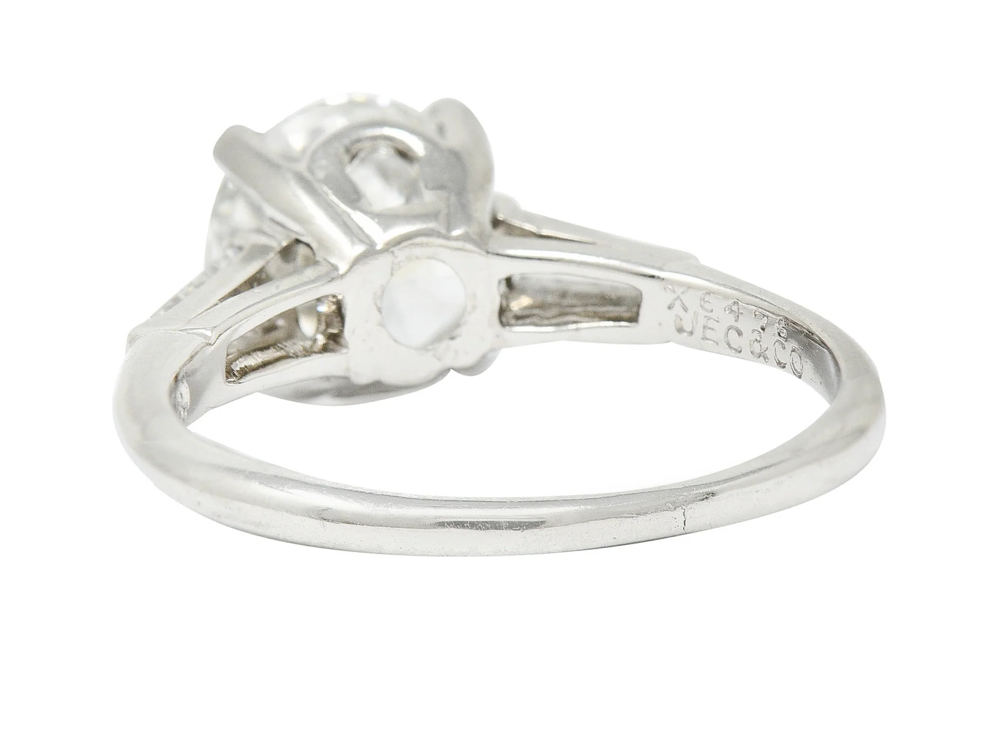 1950's J.E. Caldwell 1.81 CTW Diamond Platinum Three Stone Engagement Ring - Image 5