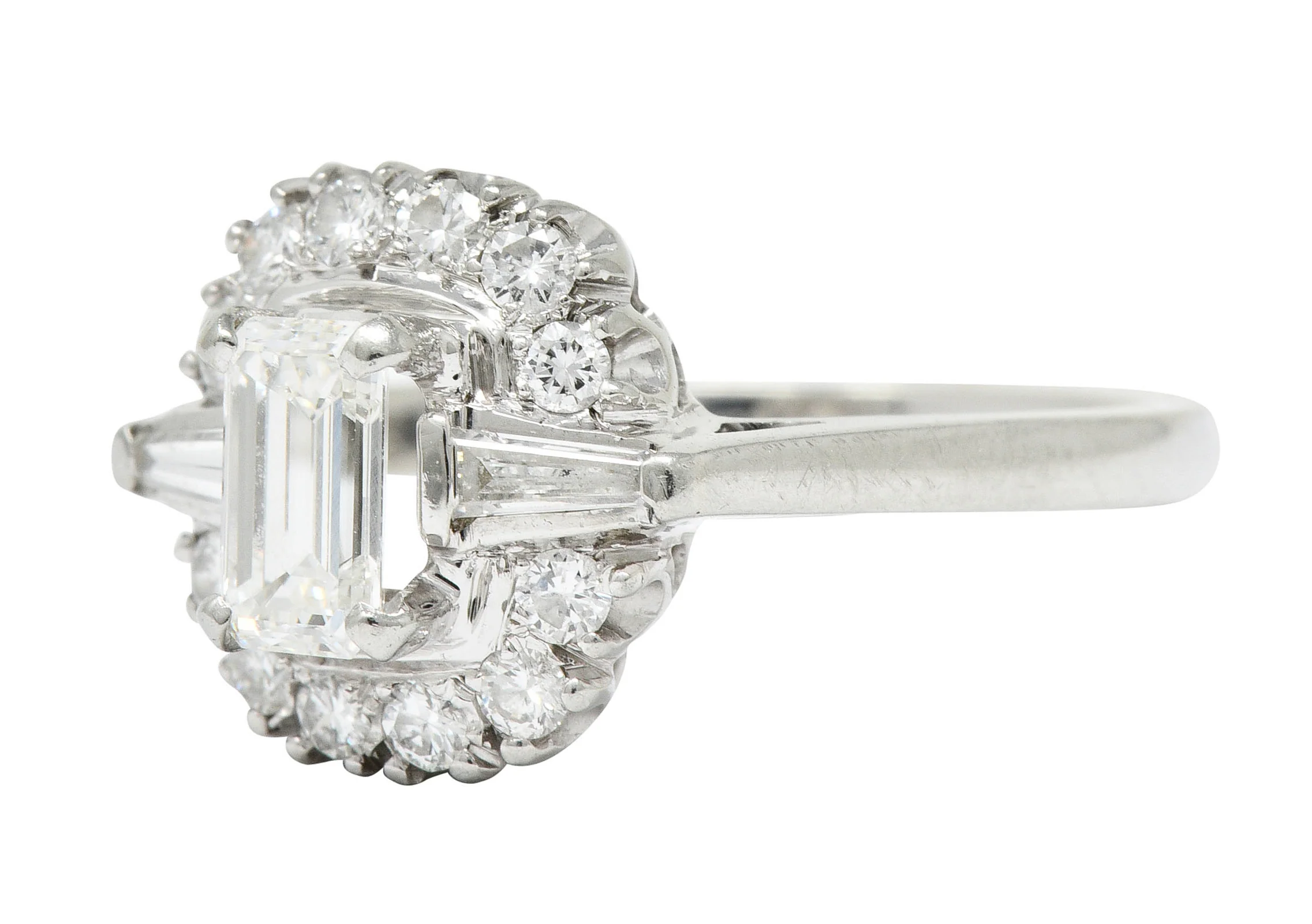 1950's Mid-Century 1.21 CTW Diamond Platinum Cluster Ring - Image 6