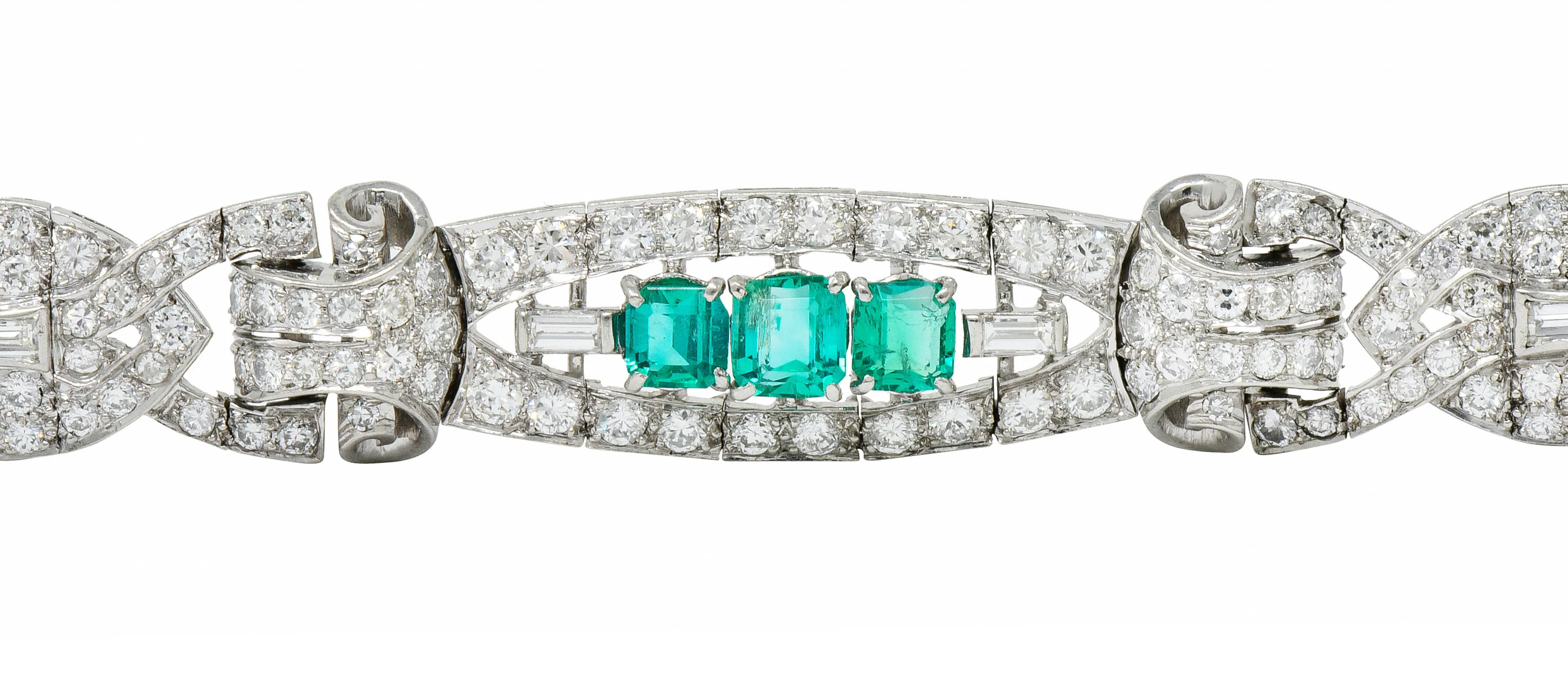1950's Mid-Century 9.55 CTW Emerald Diamond Platinum Scrolled Link Bracelet - Image 10