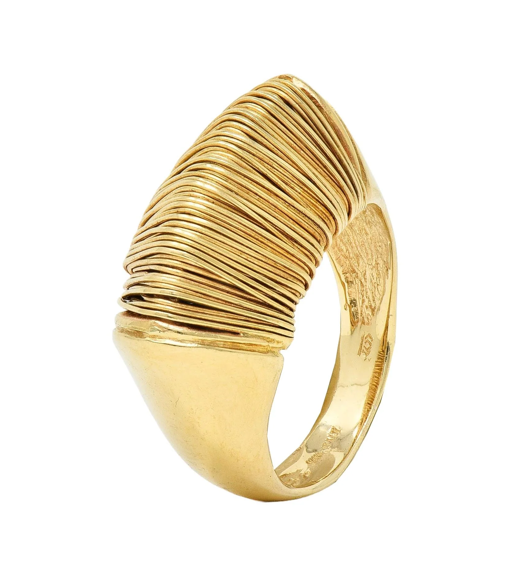 1960's Modernist 18 Karat Yellow Gold Wire Wrapped Domed Vintage Ring - Image 10
