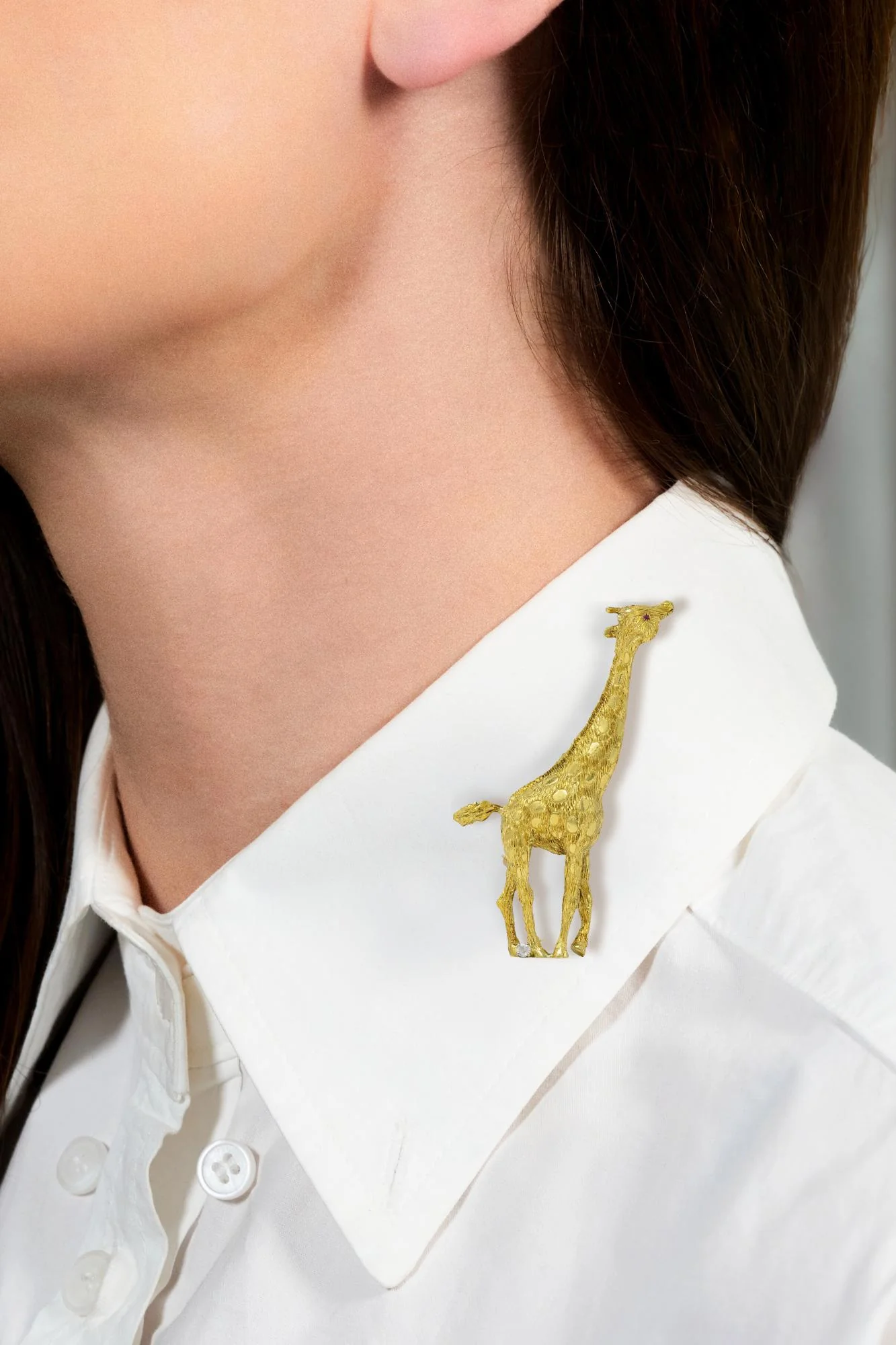 1960's Ruby Diamond 18 Karat Yellow Gold Vintage Giraffe Brooch - Image 2