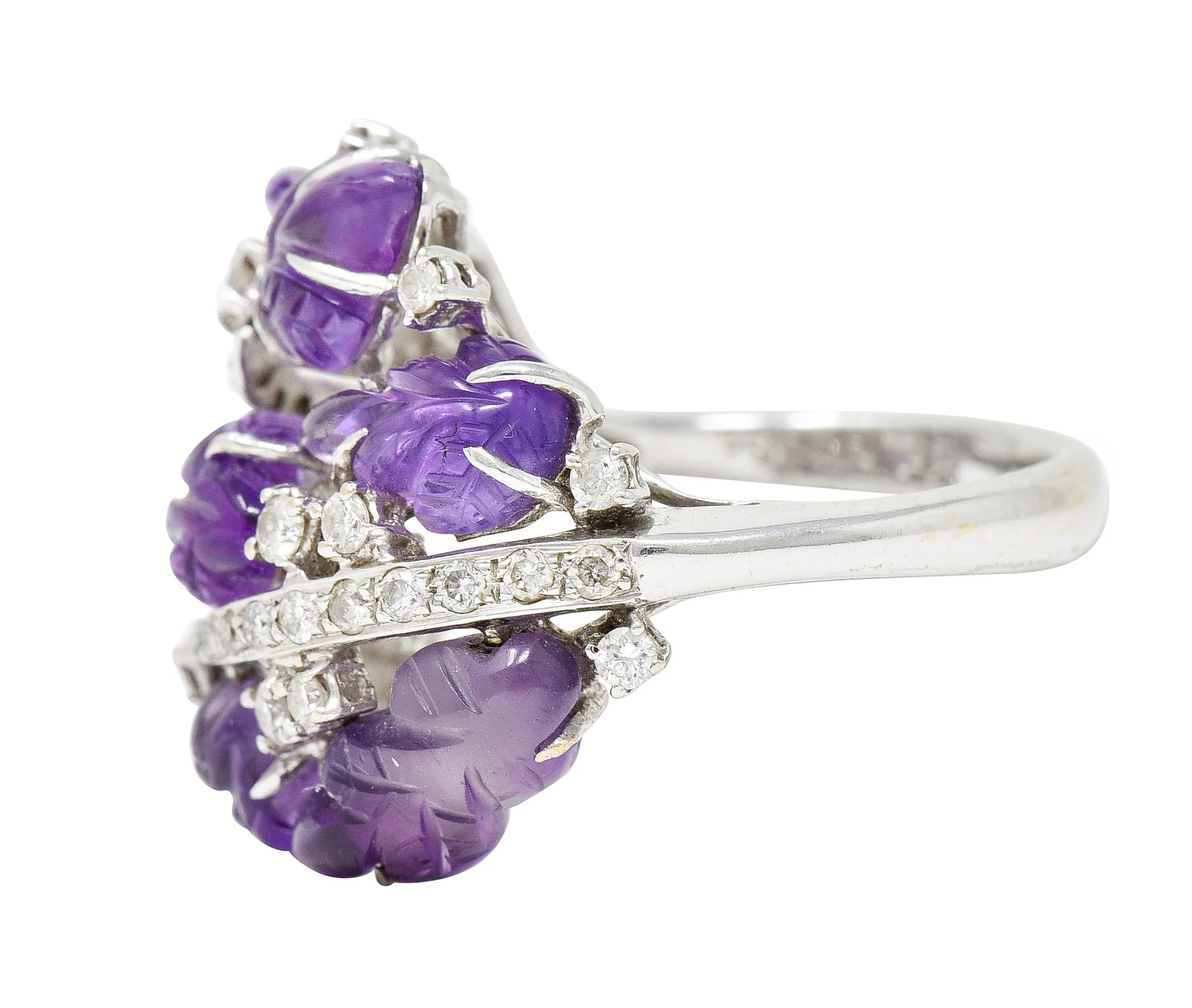 1960's Vintage Amethyst Diamond 18 Karat White Gold Carved Foliate Ring - Image 6