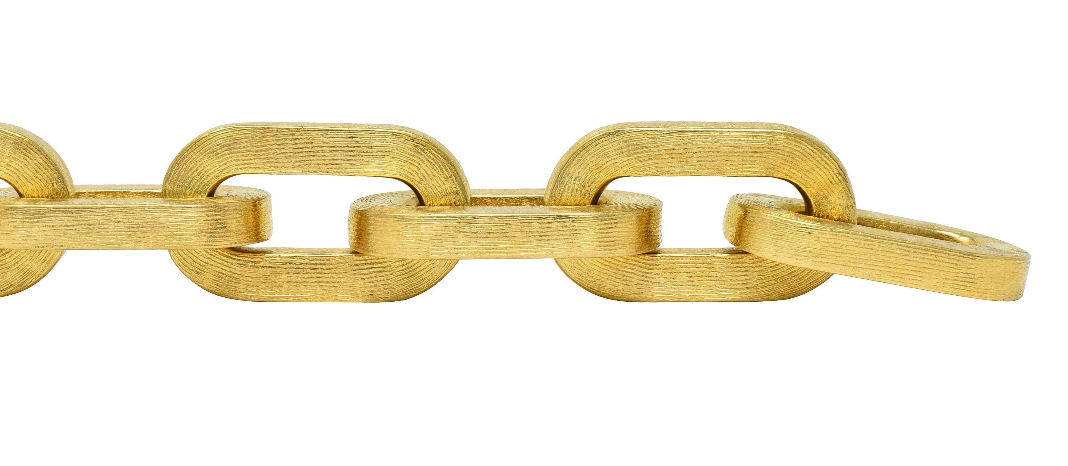 1970's 18 Karat Yellow Gold Vintage Brushed Cable Link Chain Bracelet - Image 6