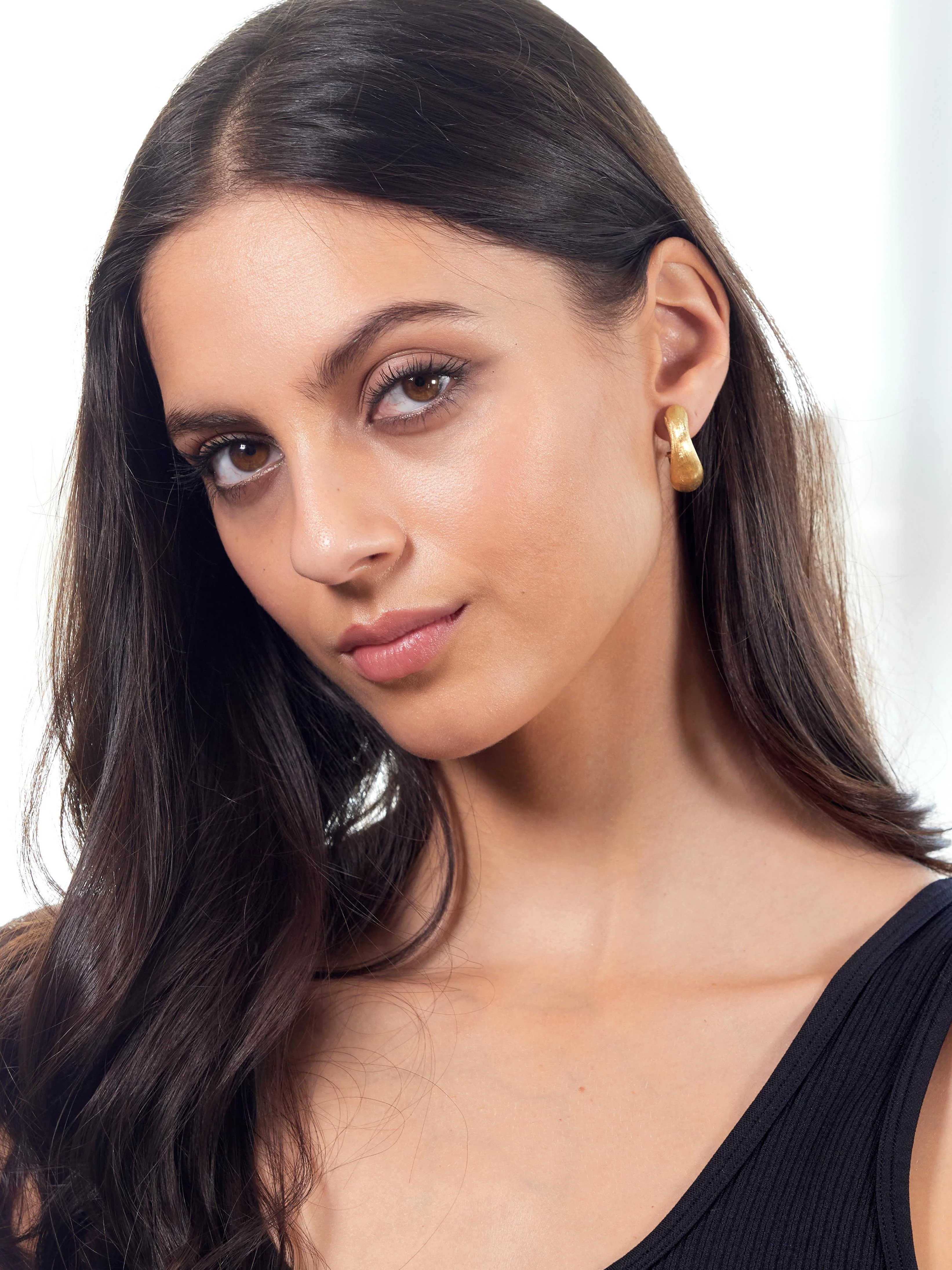 1970's 18 Karat Yellow Gold Vintage Brushed J-Hoop Earrings - Image 2