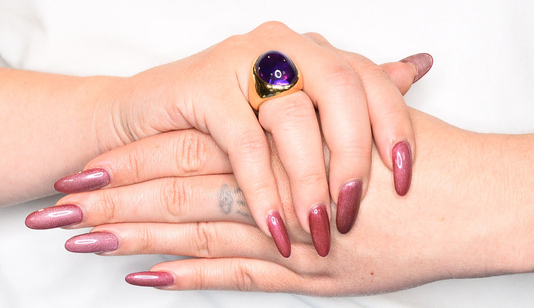 1970's Vintage Amethyst Cabochon 18 Karat Gold Unisex Ring - Image 11