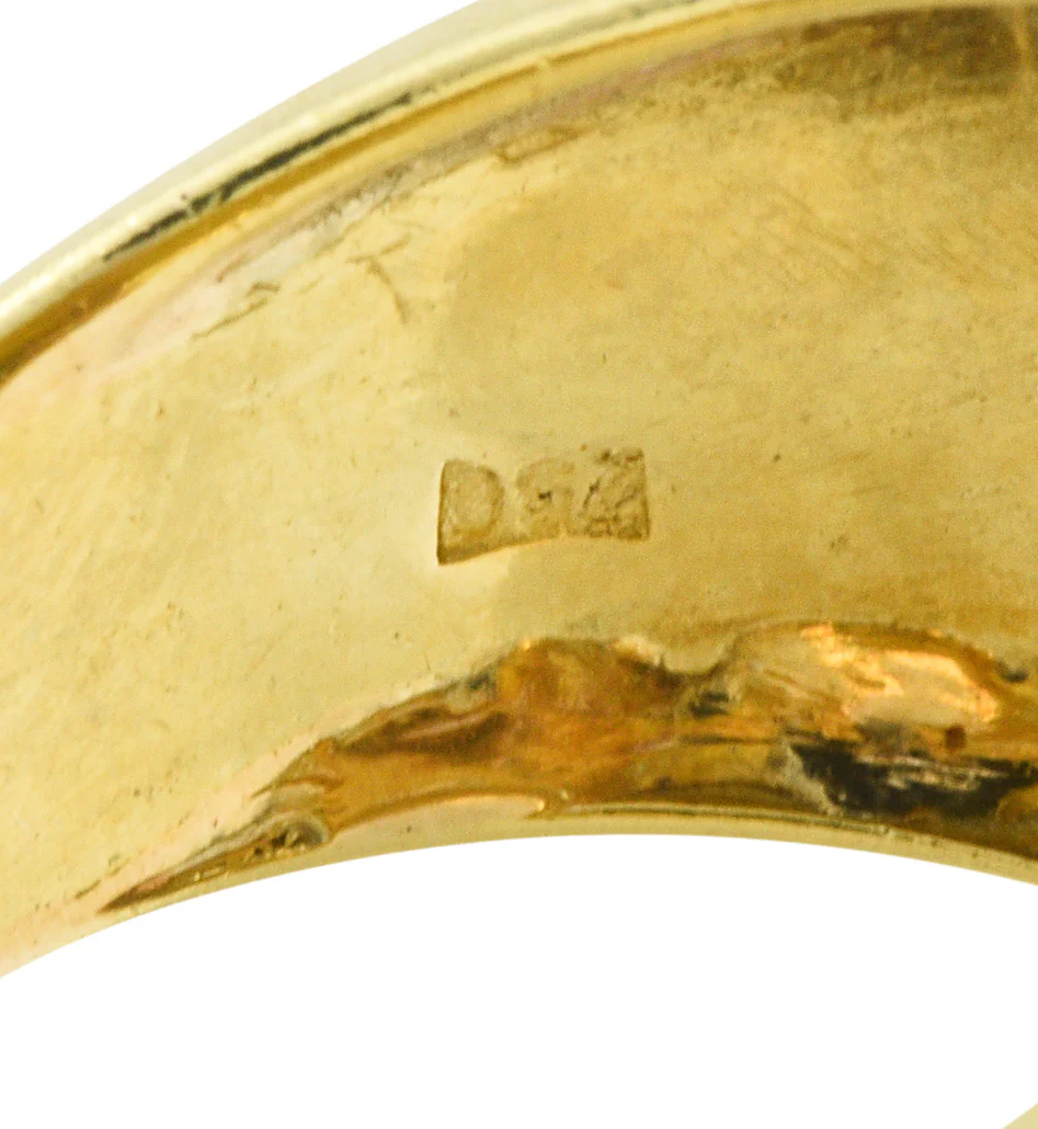 1970's Vintage Imperial Topaz Diamond 18 Karat Gold Band Ring - Image 7