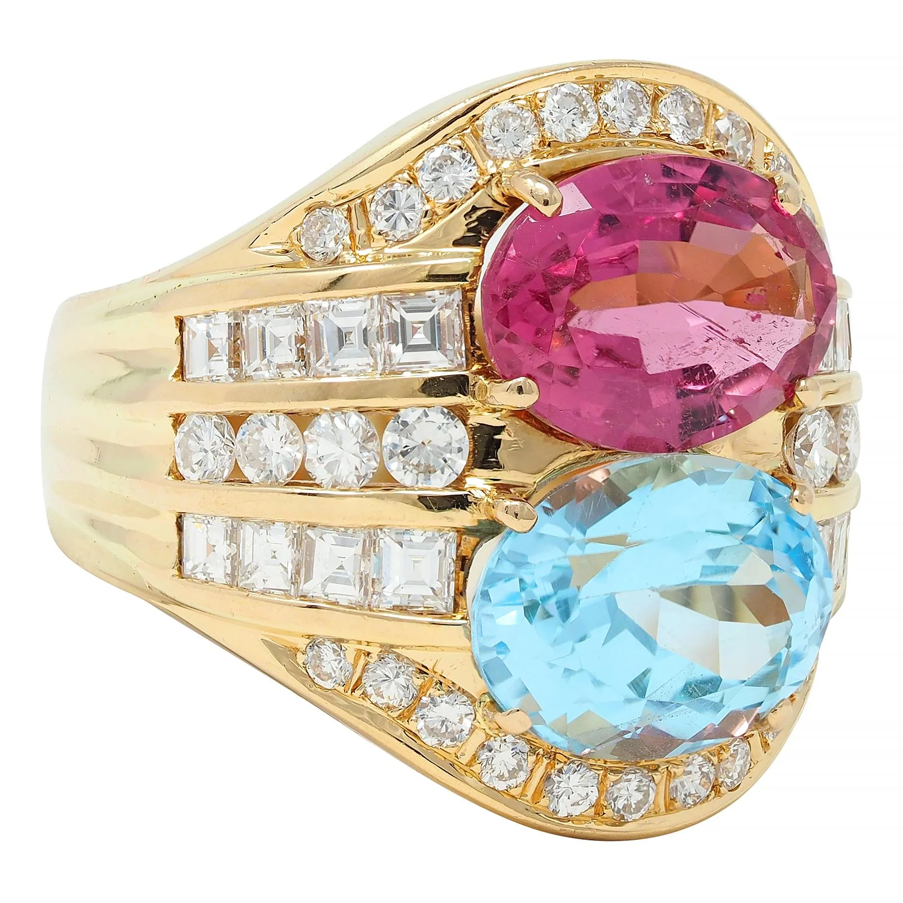 1980s 8.55 CTW Tourmaline Topaz Diamond 18 Karat Yellow Gold Vintage Cluster Ring - Image 3