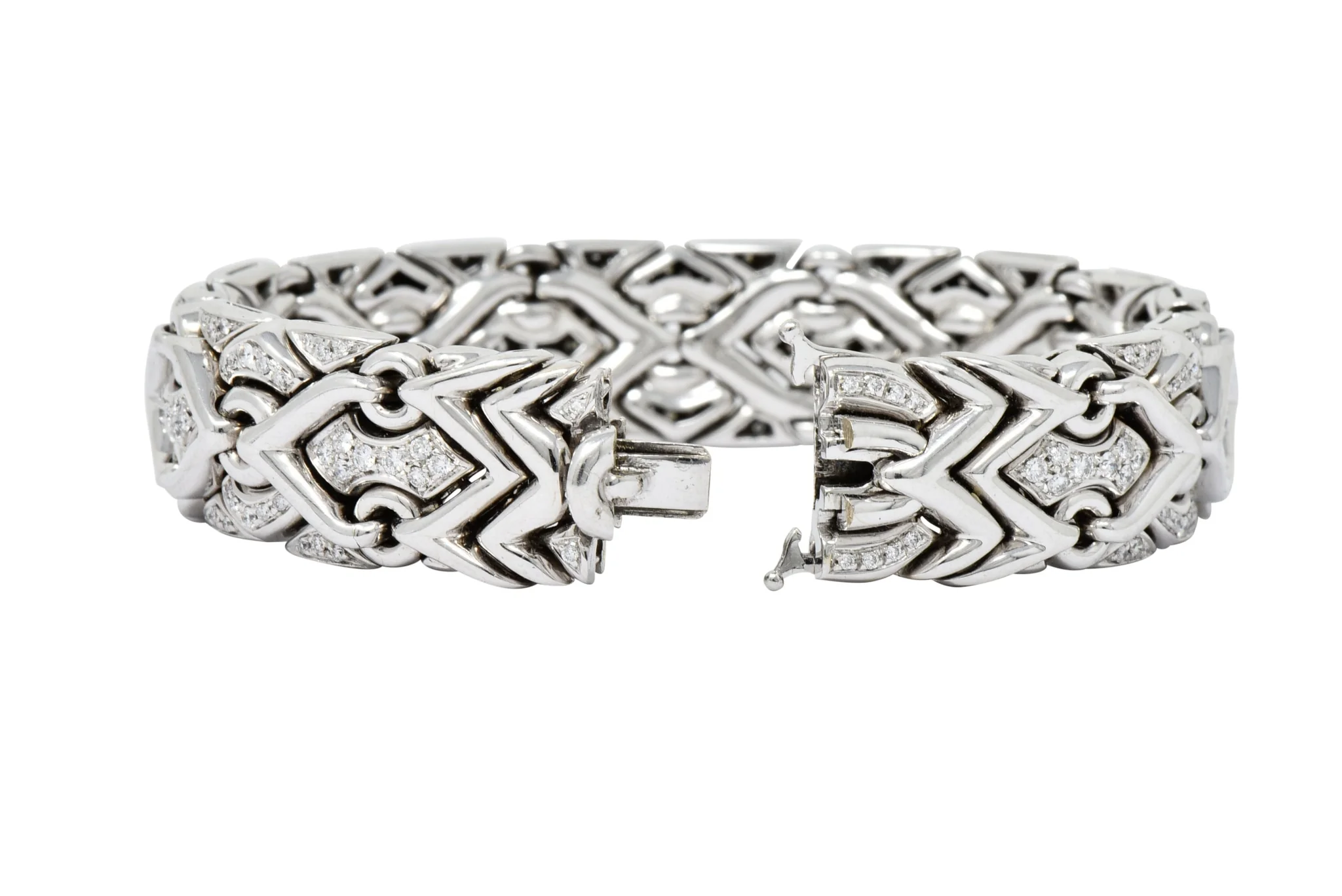 1980's Bulgari 2.40 CTW Diamond 18 Karat White Gold Trika Link Bracelet - Image 4