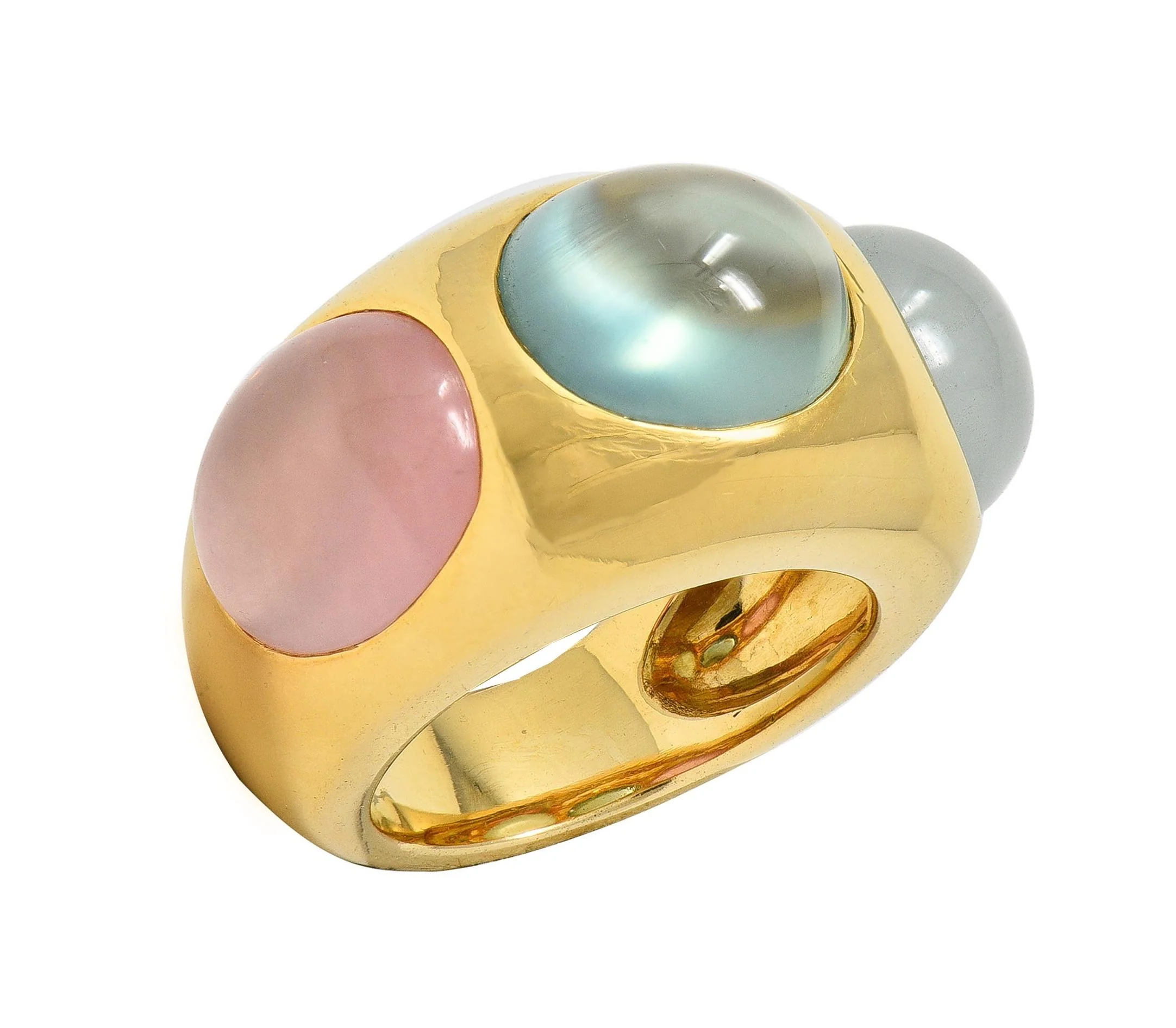 1980's Rose Quartz Chalcedony Quartz 18 Karat Yellow Gold Vintage Three Stone Bubble Ring - Image 2