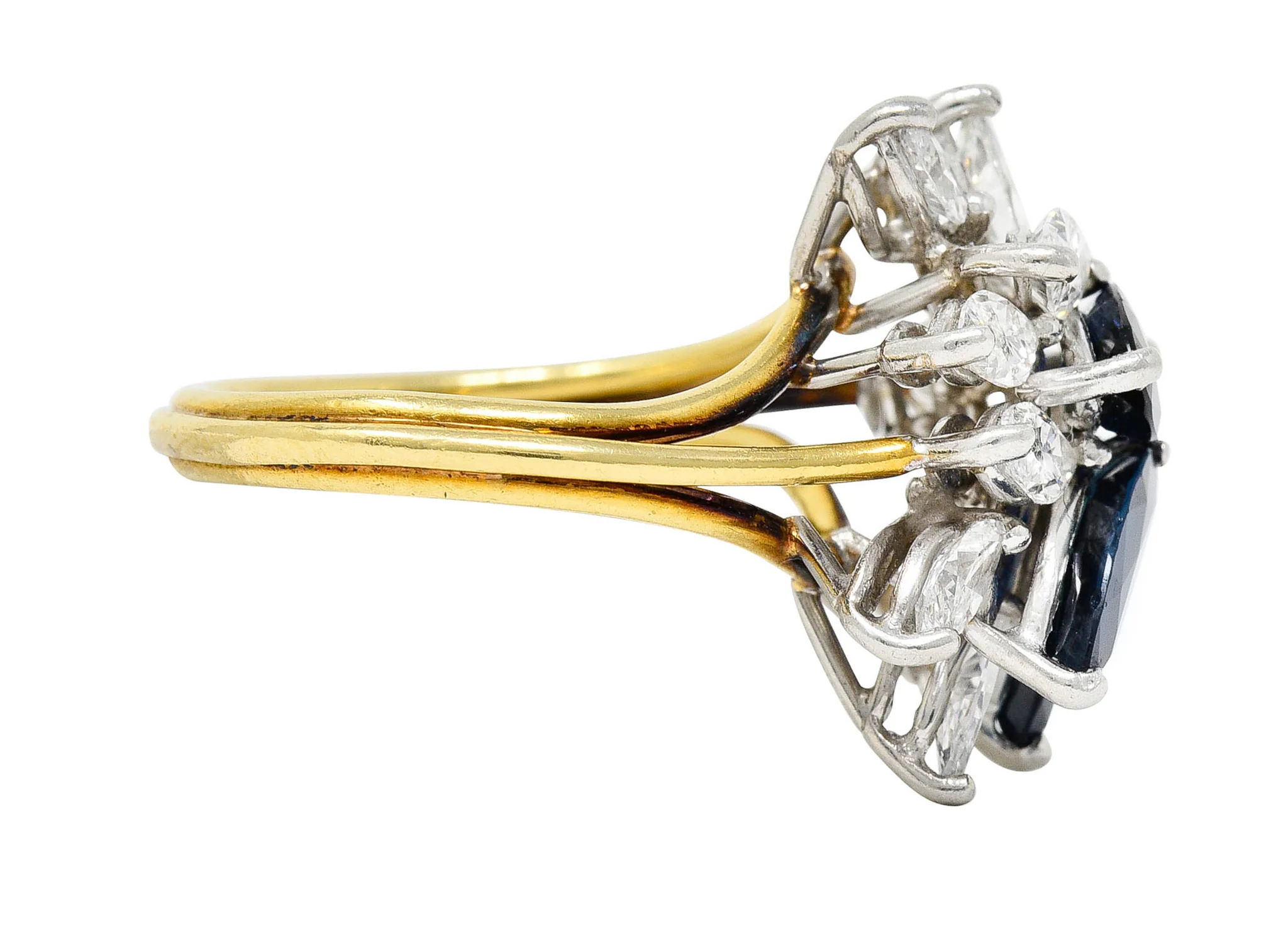 1980's Vintage 3.30 CTW Sapphire Diamond Platinum 18 Karat Gold Cluster Ring - Image 3