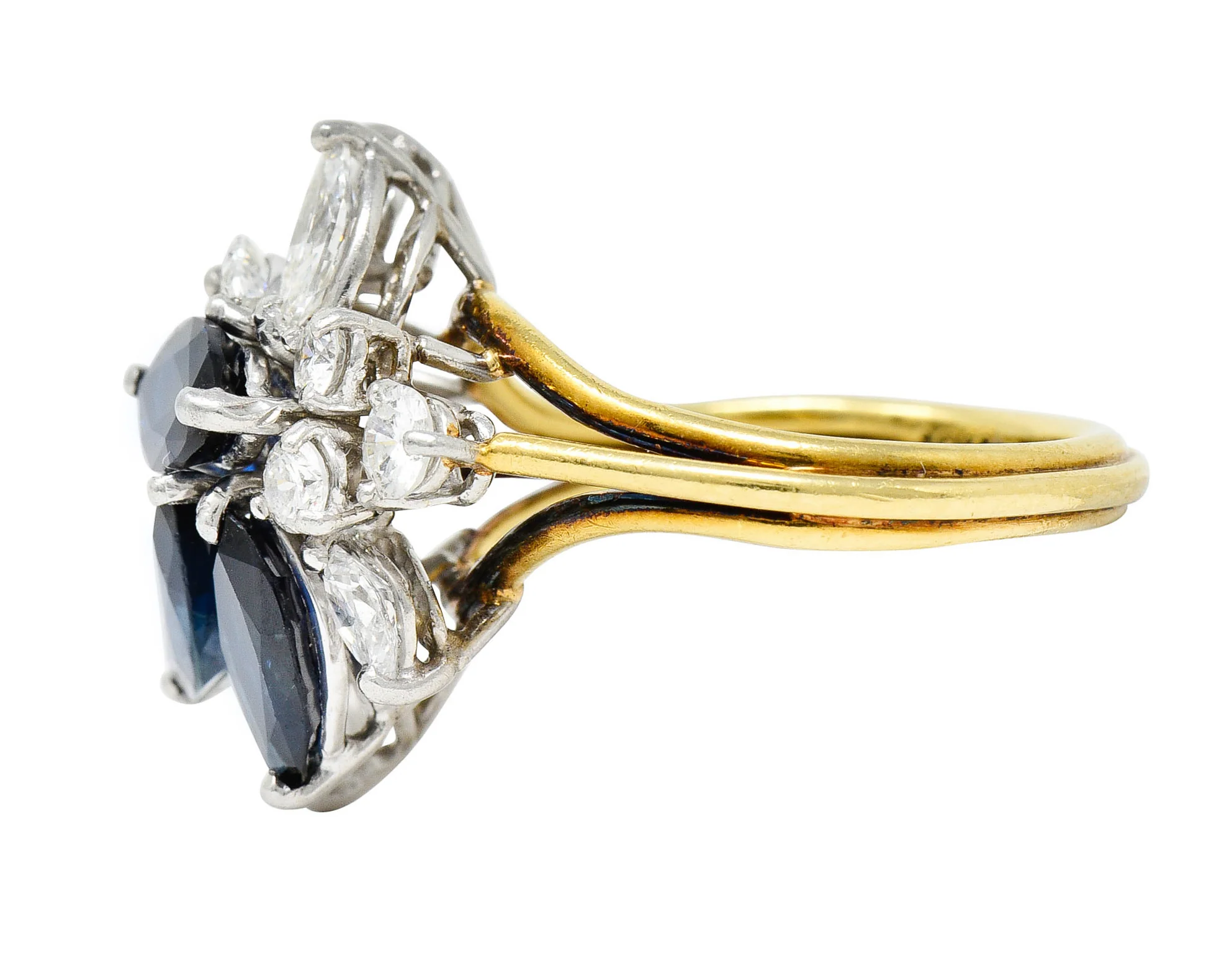 1980's Vintage 3.30 CTW Sapphire Diamond Platinum 18 Karat Gold Cluster Ring - Image 5