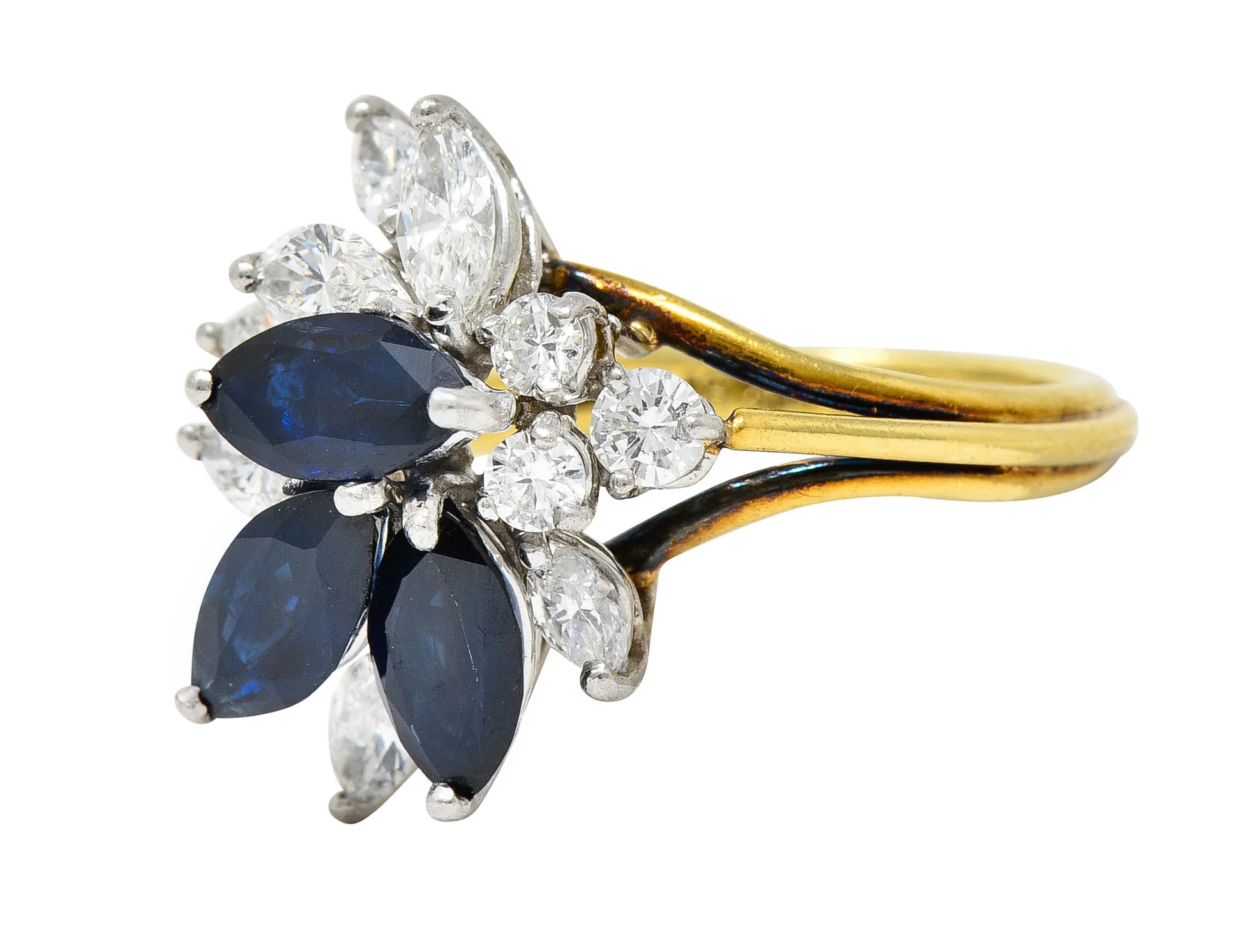 1980's Vintage 3.30 CTW Sapphire Diamond Platinum 18 Karat Gold Cluster Ring - Image 6