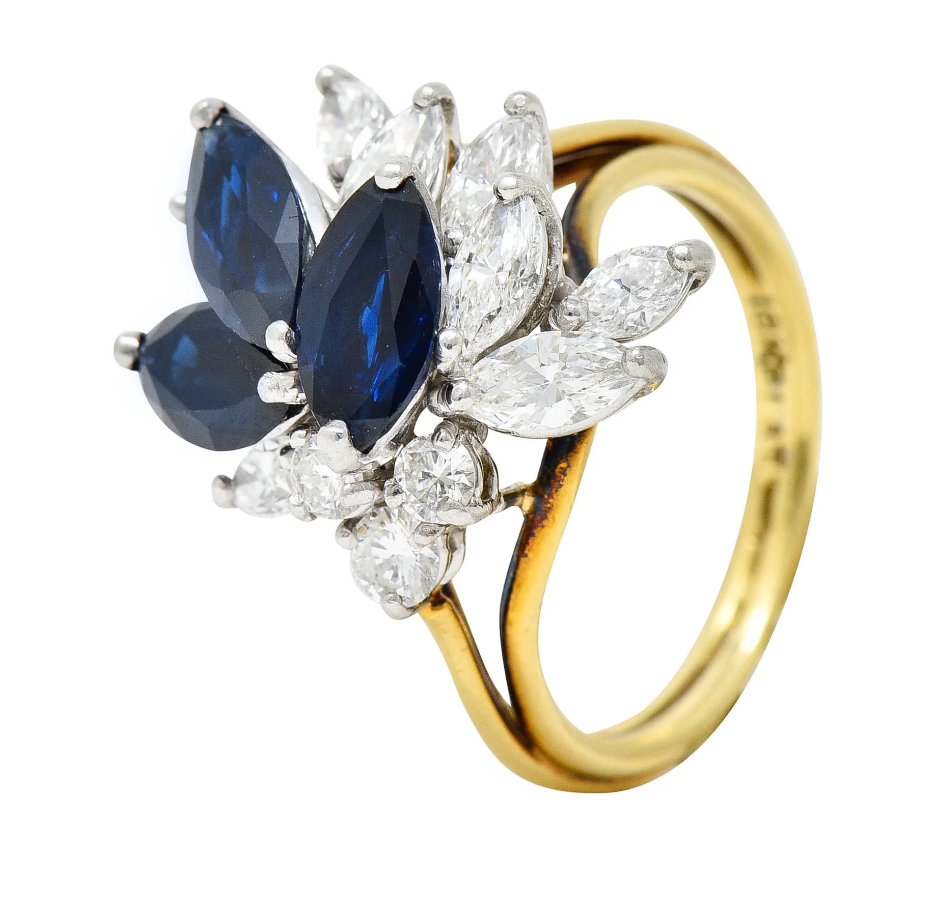 1980's Vintage 3.30 CTW Sapphire Diamond Platinum 18 Karat Gold Cluster Ring - Image 9