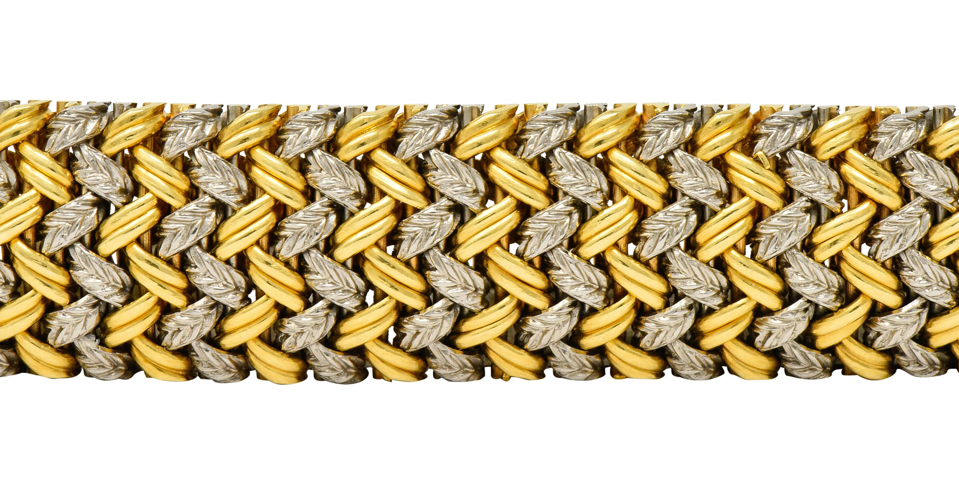 1989 French Vintage 18 Karat Gold Woven Bracelet - Image 6