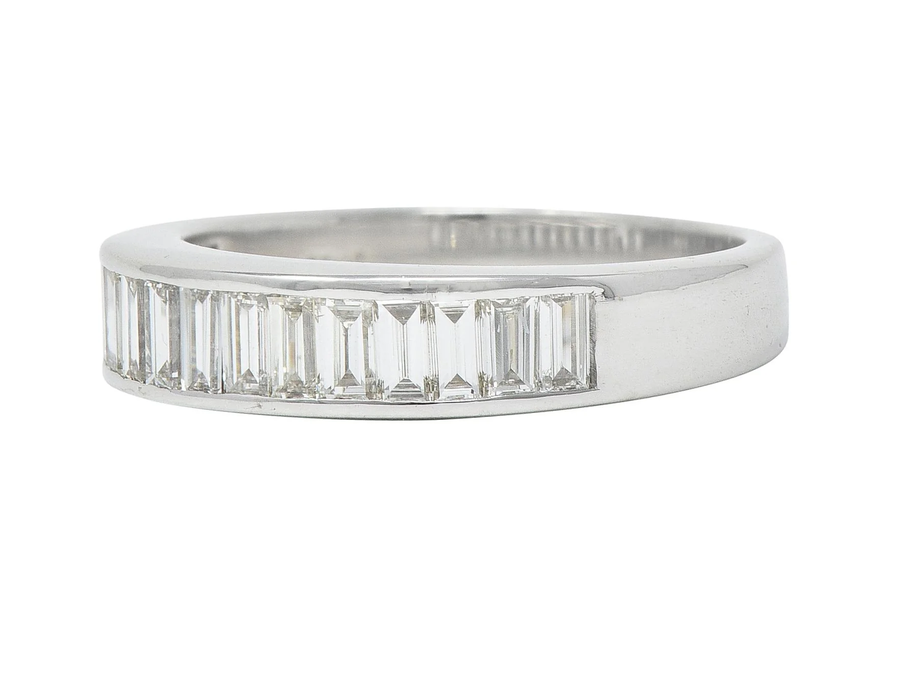 1990's 1.25 CTW Diamond 18 Karat White Gold Vintage Channel Band Ring - Image 7