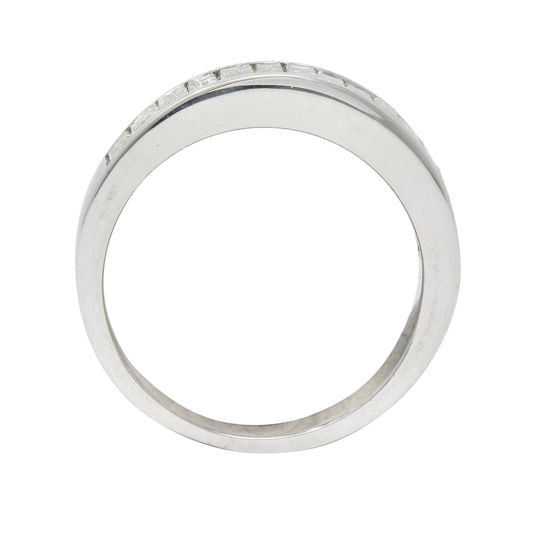 1990's 1.25 CTW Diamond 18 Karat White Gold Vintage Channel Band Ring - Image 9