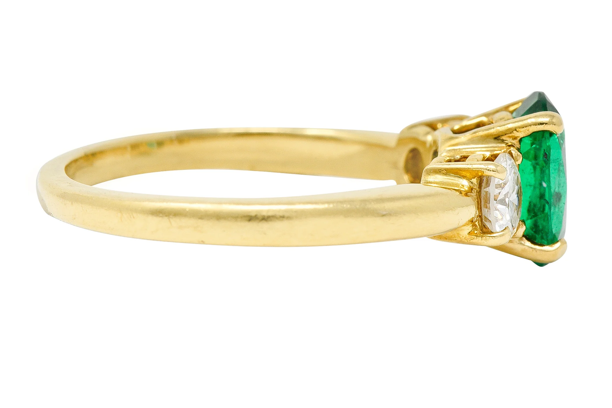 1990's 1.60 CTW Oval Cut Emerald Diamond 18 Karat Yellow Gold Vintage Three Stone GIA - Image 3