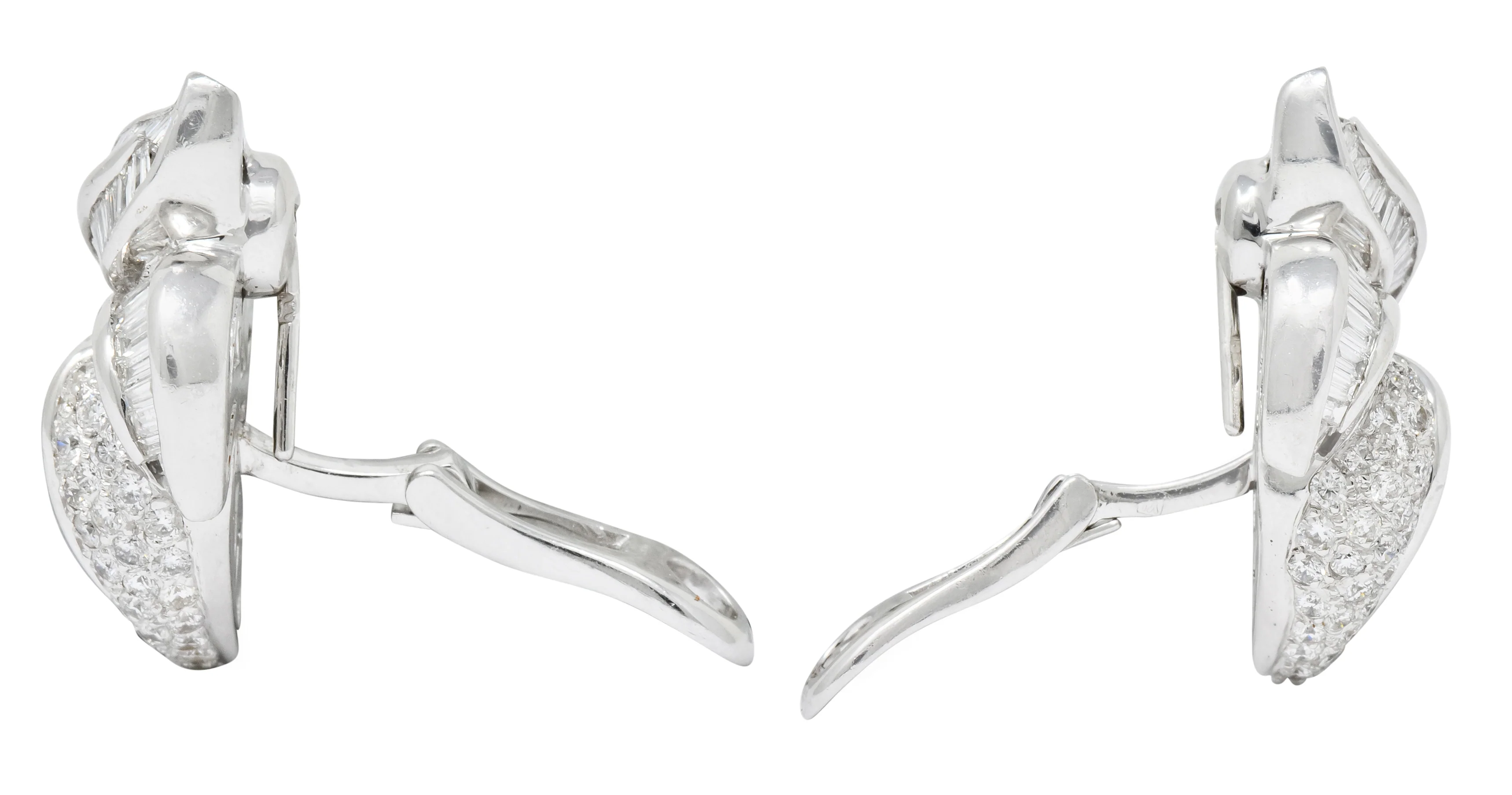 1990's 9.00 CTW Diamond 18 Karat White Gold Foliate Earrings - Image 5