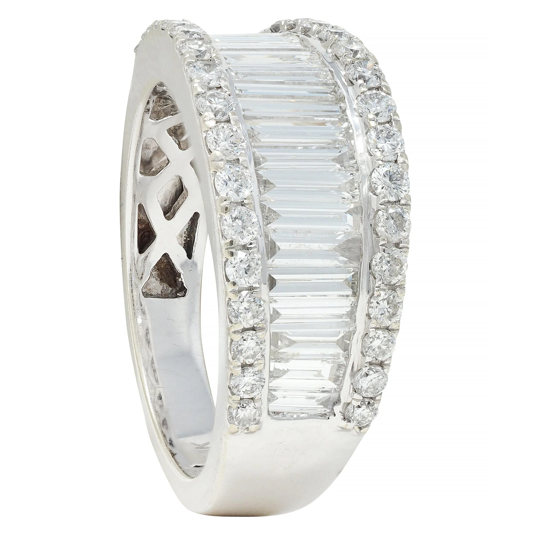 2000's 1.59 CTW Baguette Cut Diamond 14 Karat White Gold Channel Band Ring - Image 10