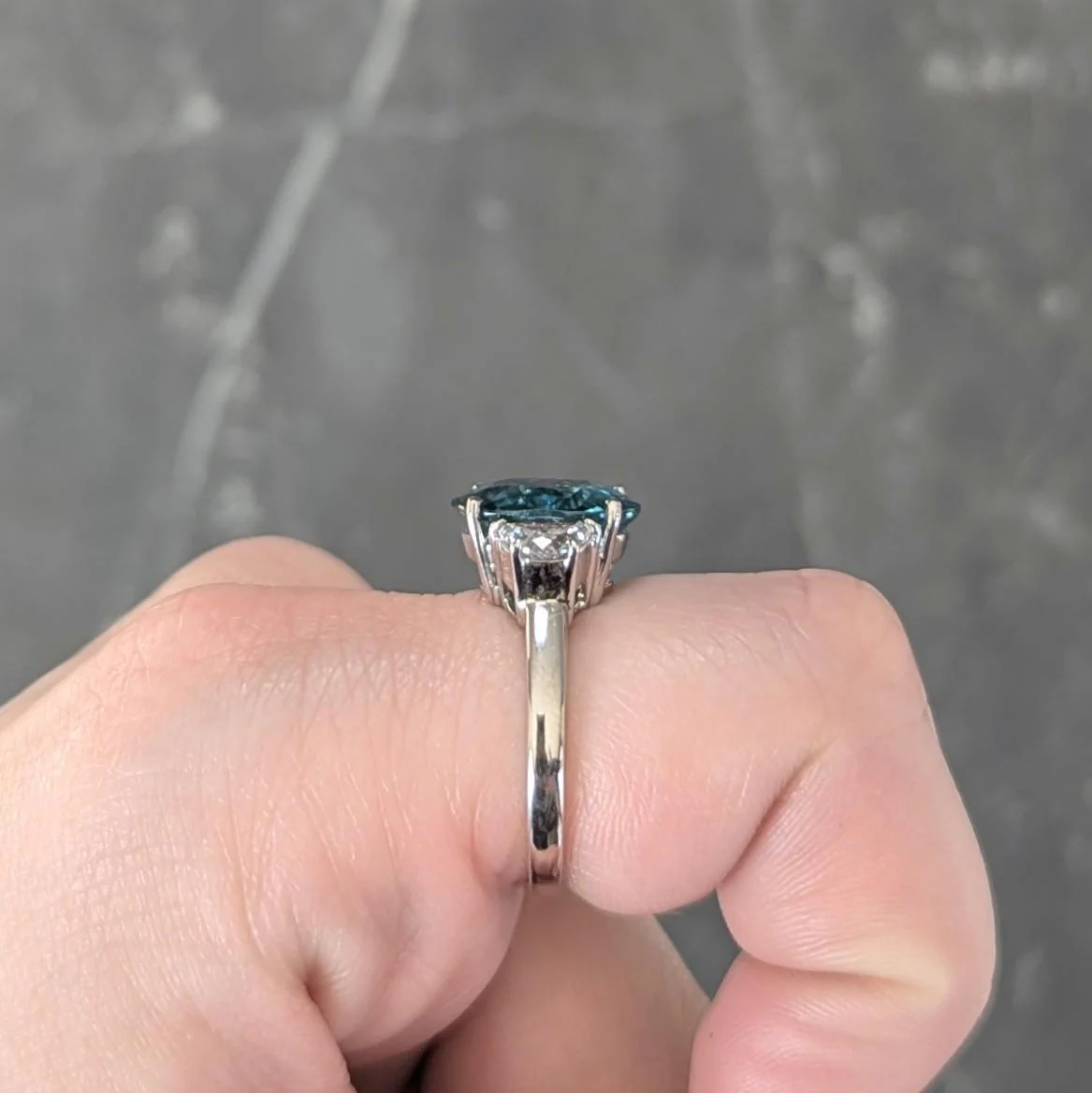 2000's 5.16 CTW Tourmaline Diamond 18 Karat White Gold Three Stone Ring GIA - Image 12