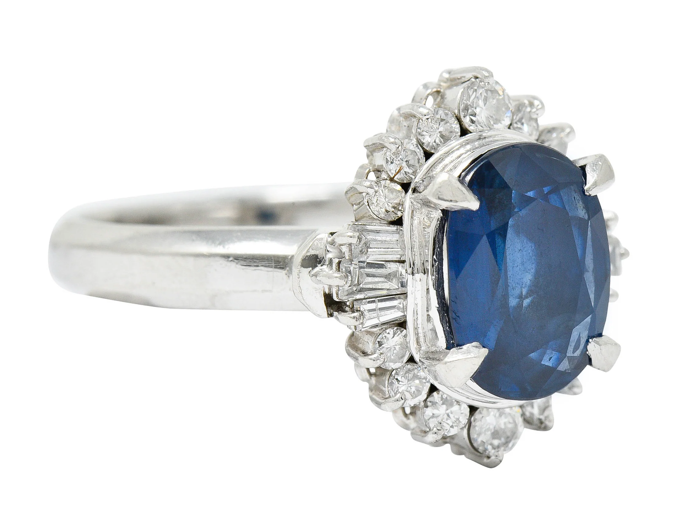 3.50 CTW Sapphire Diamond Platinum Cluster Ring - Image 2