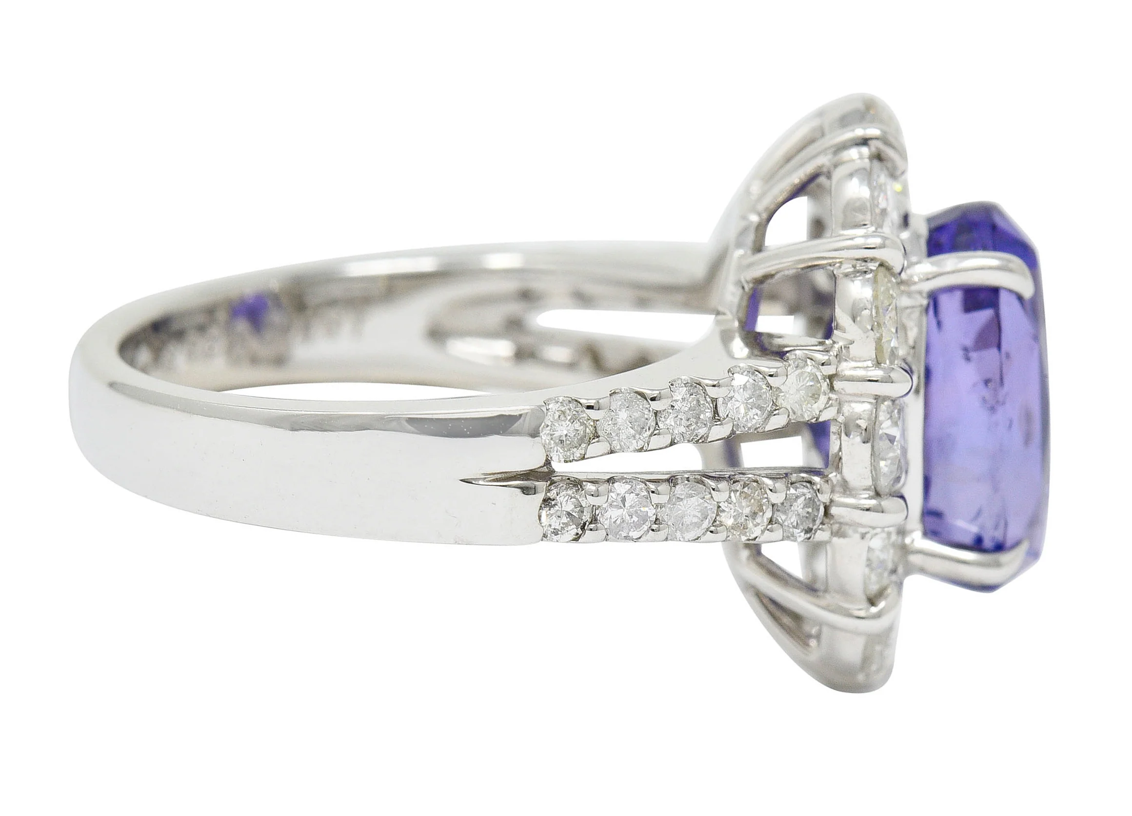 7.10 CTW No Heat Sapphire Diamond Platinum Cluster Ring AIGS - Image 3
