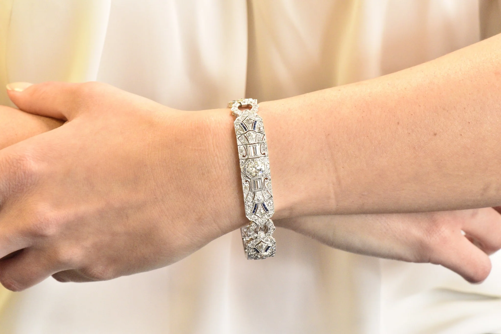 Amazing Art Deco 11.50 CTW Diamond Sapphire Platinum Bracelet - Image 11