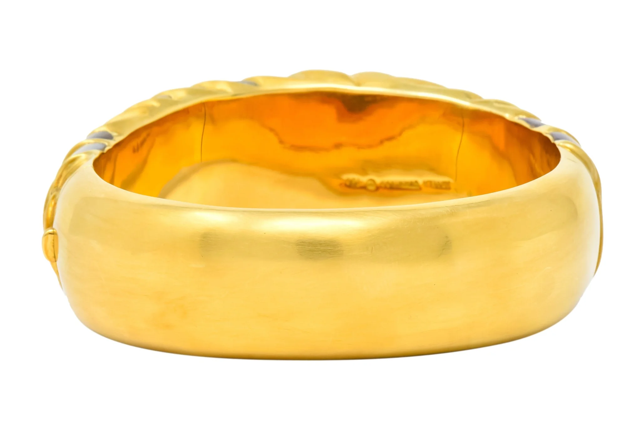 Angela Cummings Mother of Pearl 18 Karat Gold Floral Bangle Bracelet - Image 5