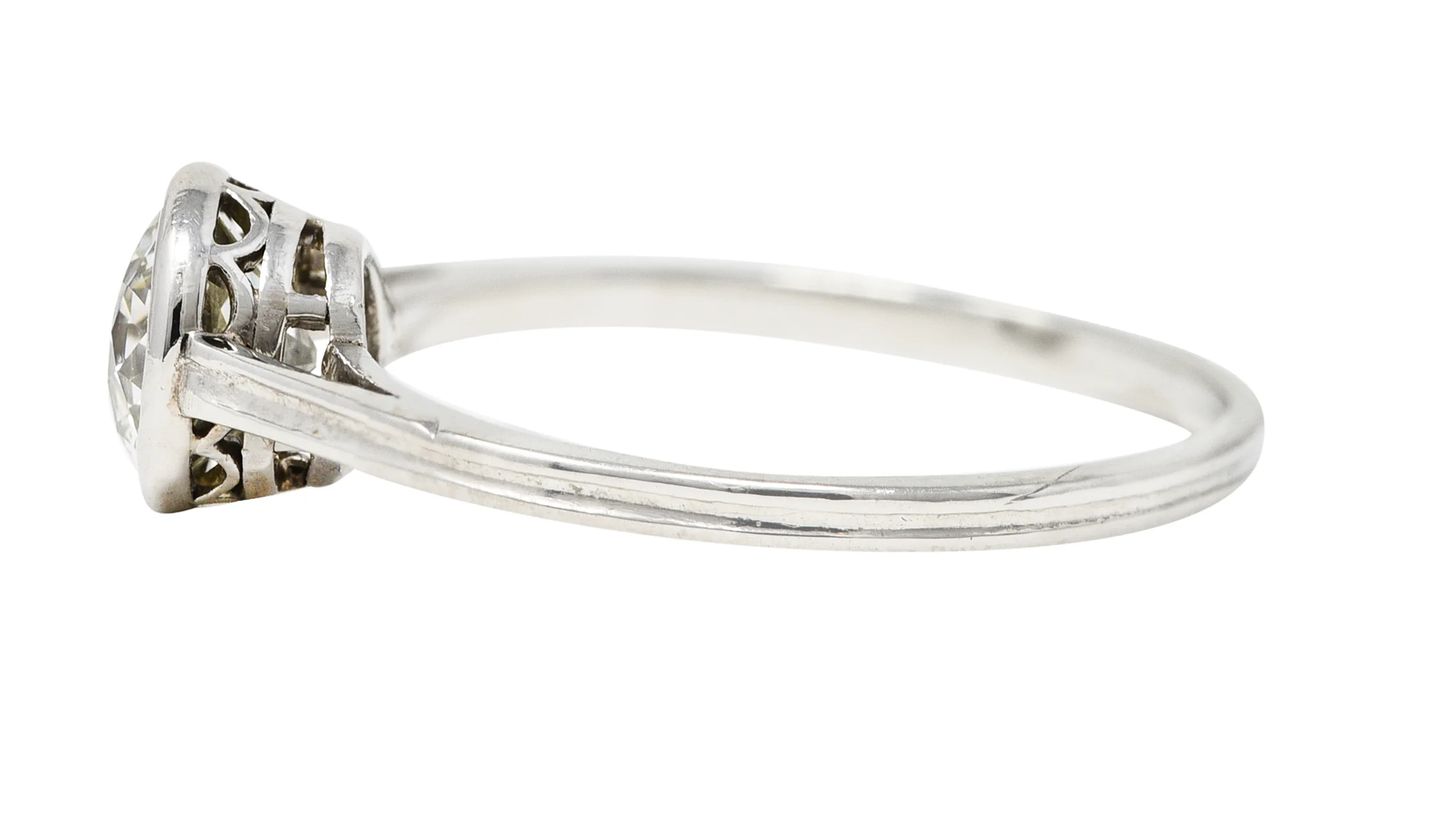 Art Deco 0.85 CTW Diamond Platinum Bezel Engagement Ring - Image 4