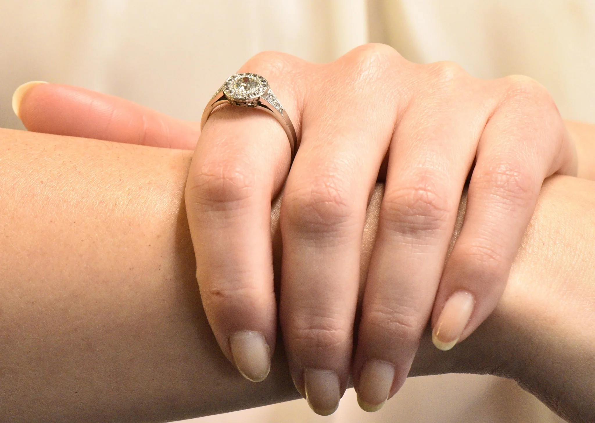 Art Deco 1.10 CTW Diamond Platinum Halo Engagement Ring Circa 1930 - Image 9