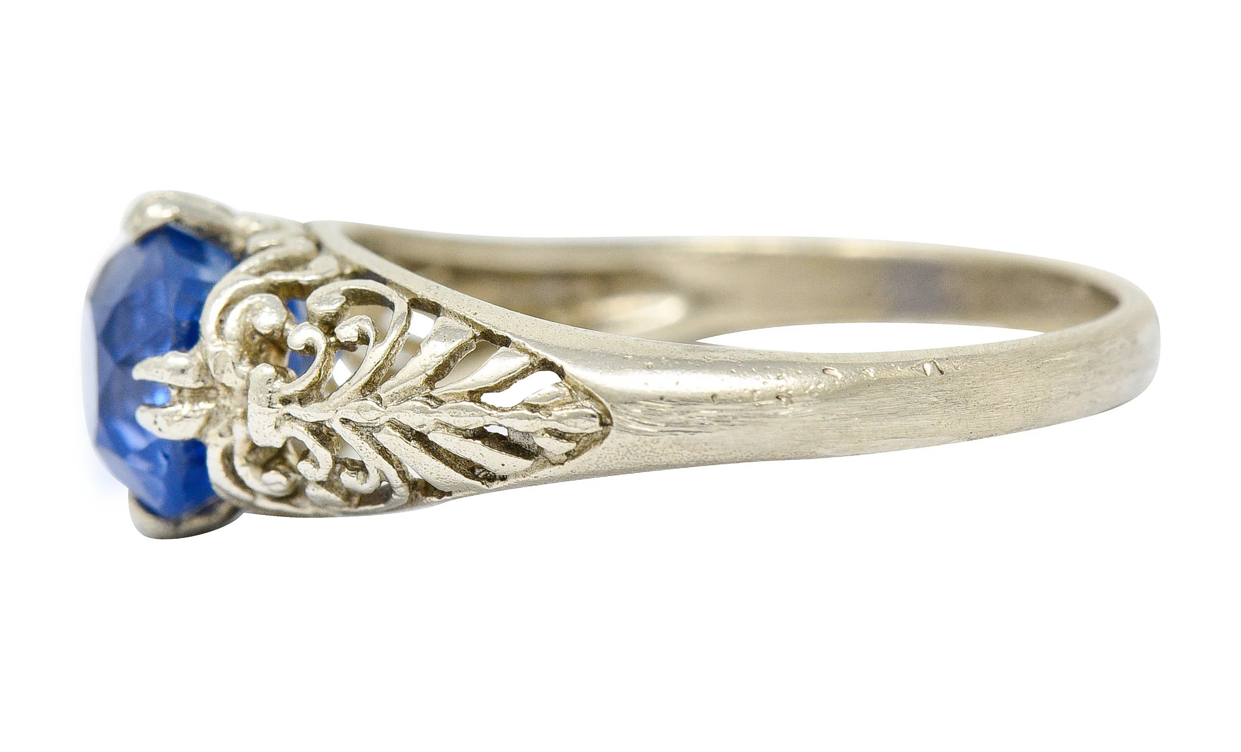 Art Deco 1.90 CTW Sapphire 14 Karat White Gold Scrolled Foliate Ring - Image 5