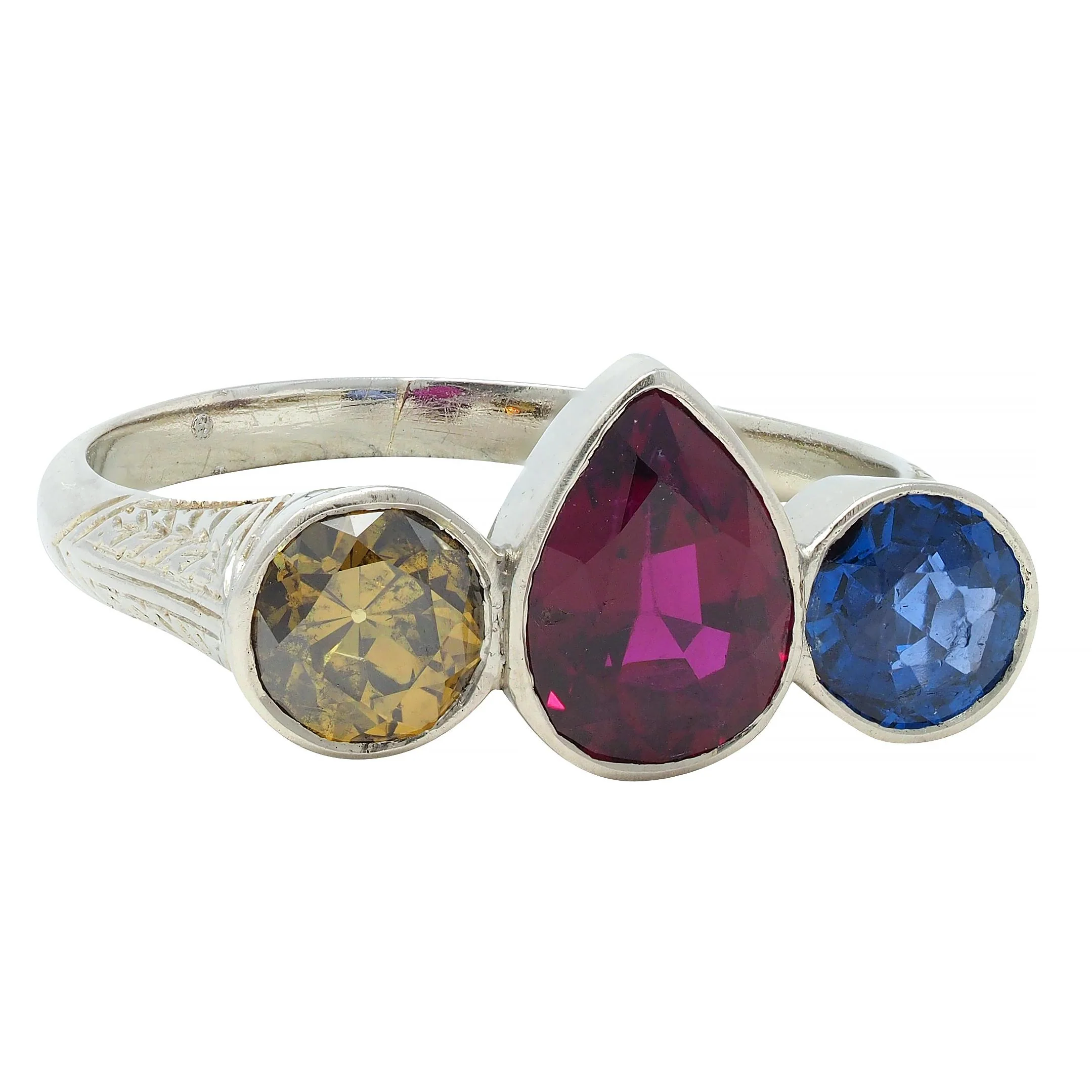 Art Deco 1.92 CTW Ruby Sapphire Fancy Green Diamond 14 Karat White Gold Three Stone Bezel Ring - Image 2