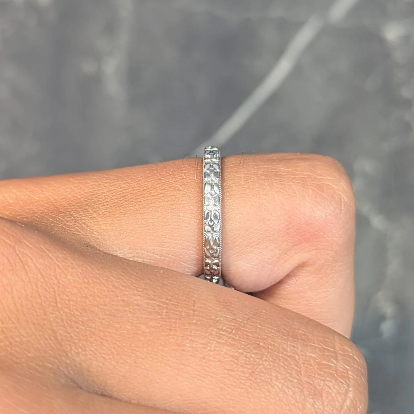 Art Deco 14 Karat White Gold Orange Blossom Vintage Wedding Band Ring - Image 12
