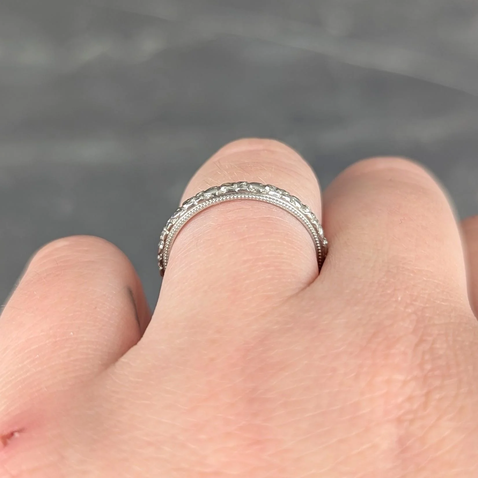 Art Deco 18 Karat White Gold Antique Vintage Orange Blossom Heart Wedding Band Ring - Image 8