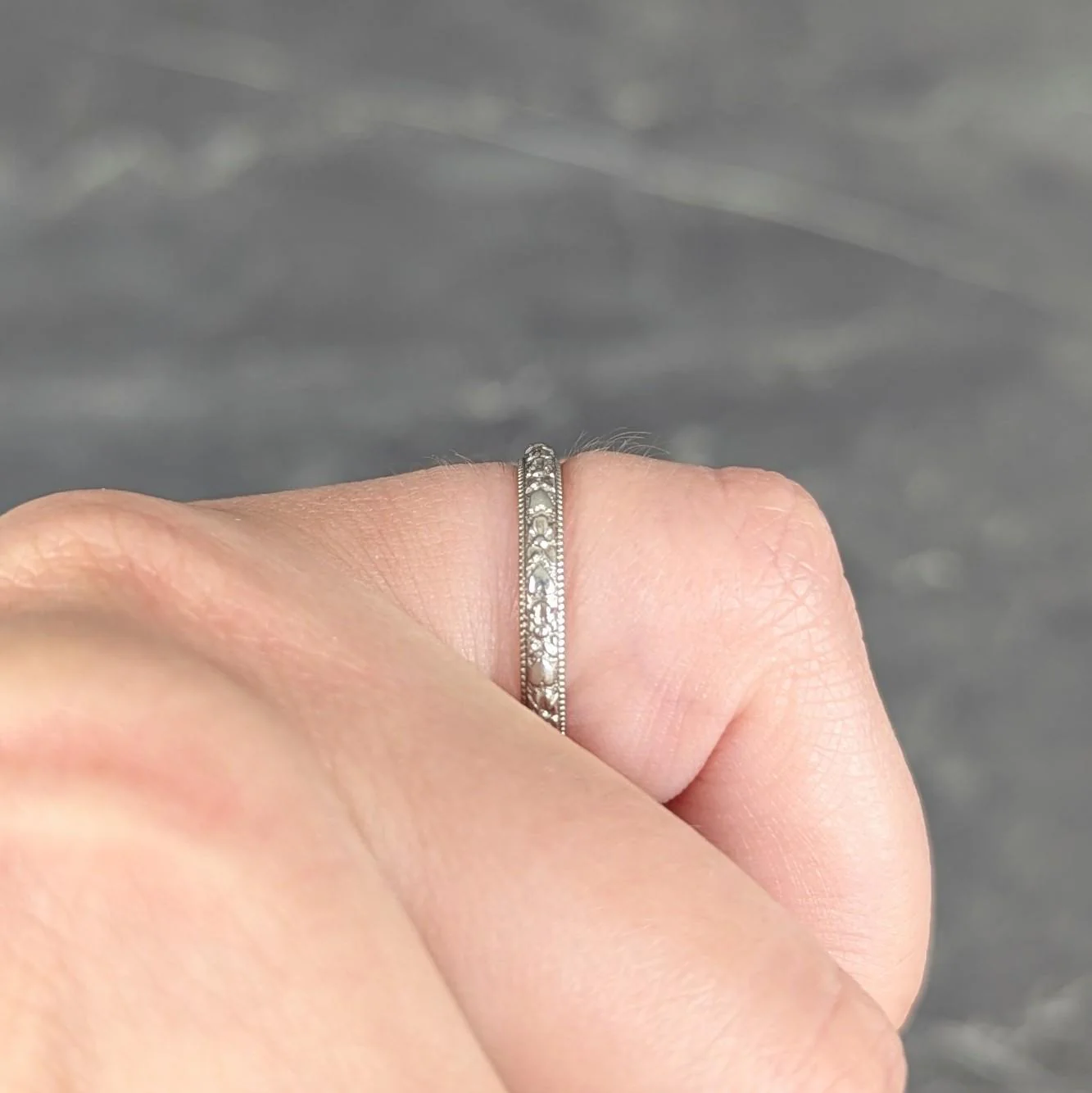 Art Deco 18 Karat White Gold Antique Vintage Orange Blossom Heart Wedding Band Ring - Image 9