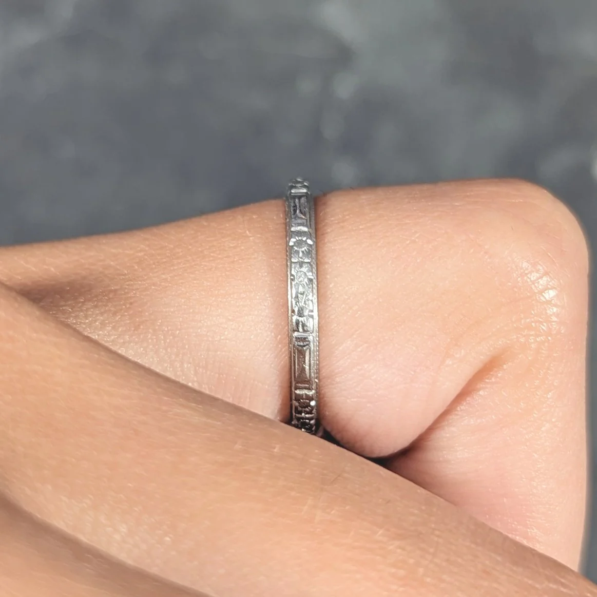 Art Deco 18 Karat White Gold Floral Orange Blossom Wedding Band Ring - Image 9