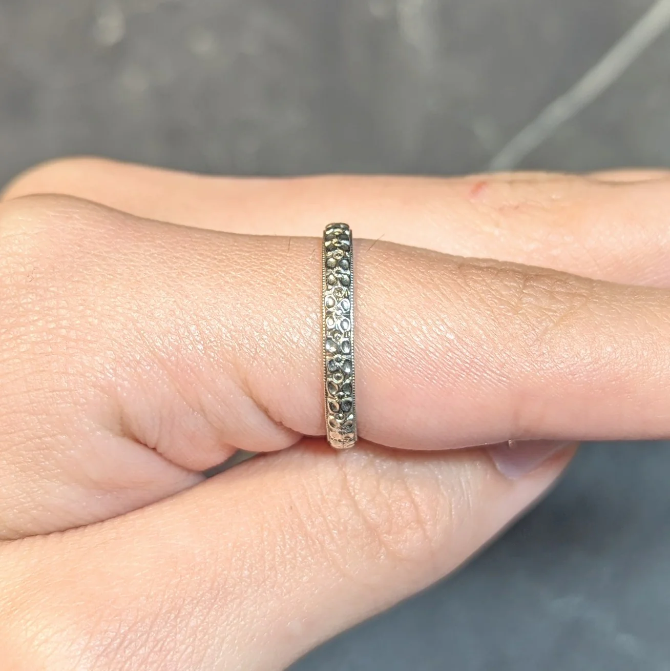 Art Deco 18 Karat White Gold Orange Blossom Vintage Wedding Band Ring - Image 10