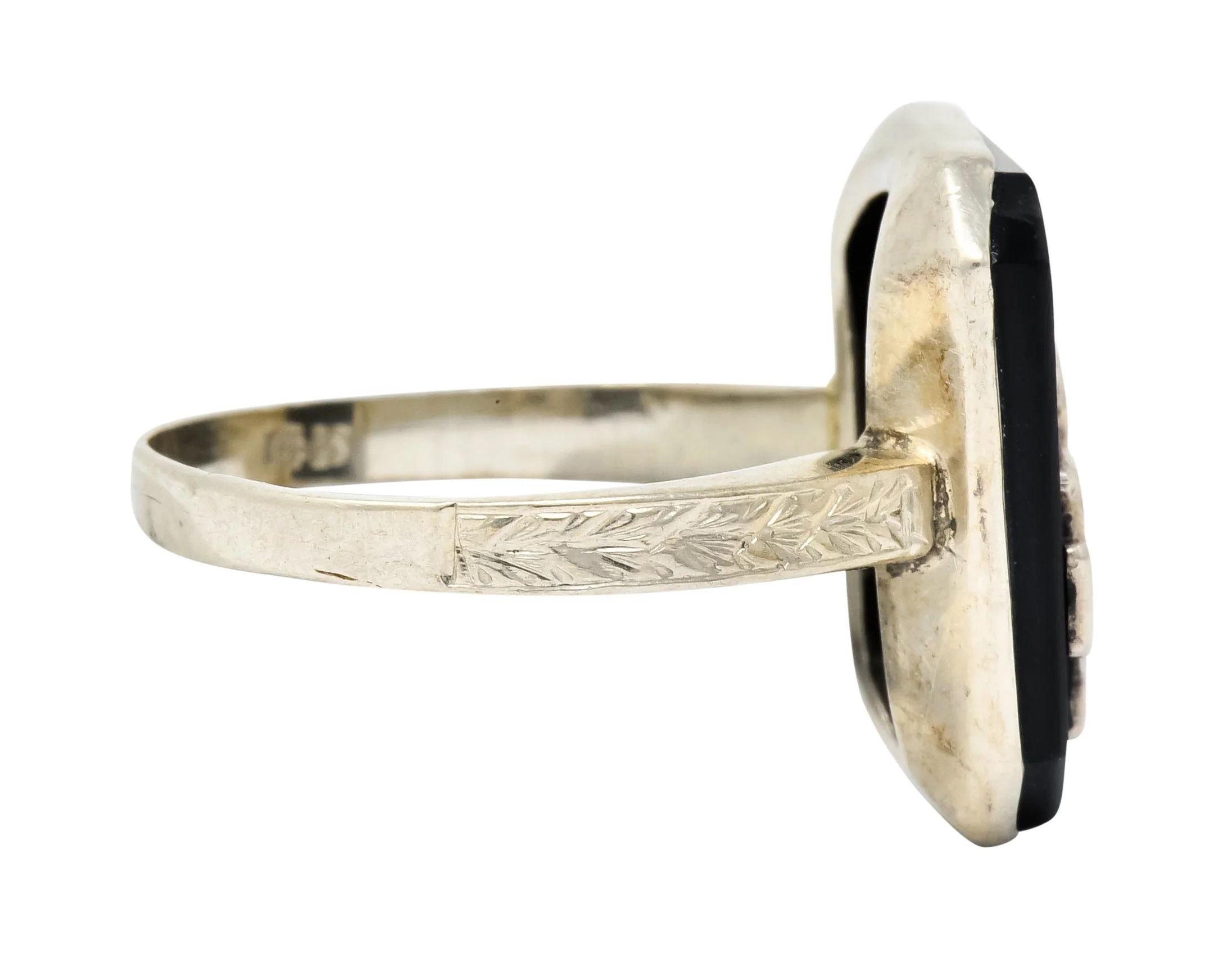 Art Deco 1923 Onyx Tablet 14 Karat White Gold Date Ring - Image 3