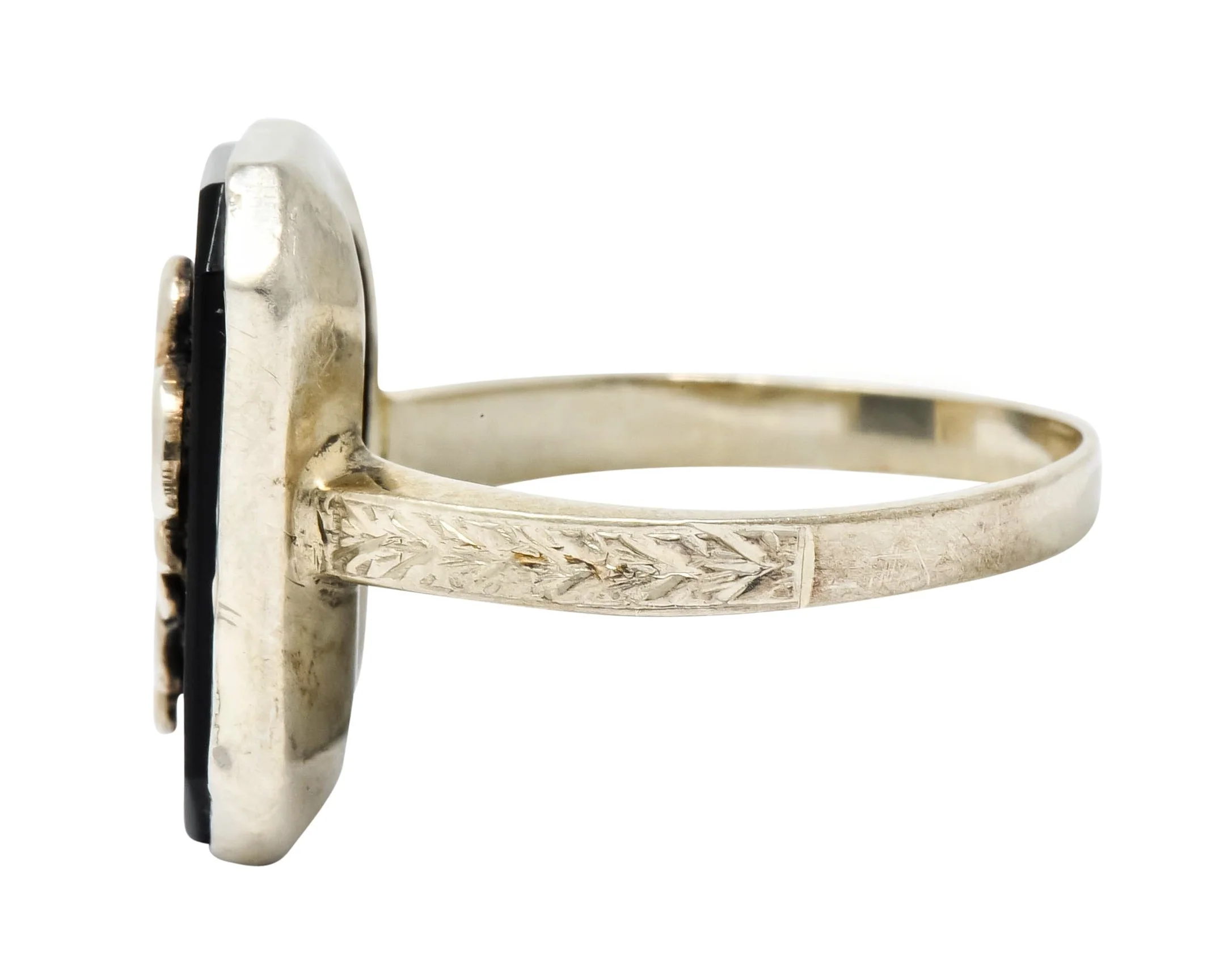 Art Deco 1923 Onyx Tablet 14 Karat White Gold Date Ring - Image 5