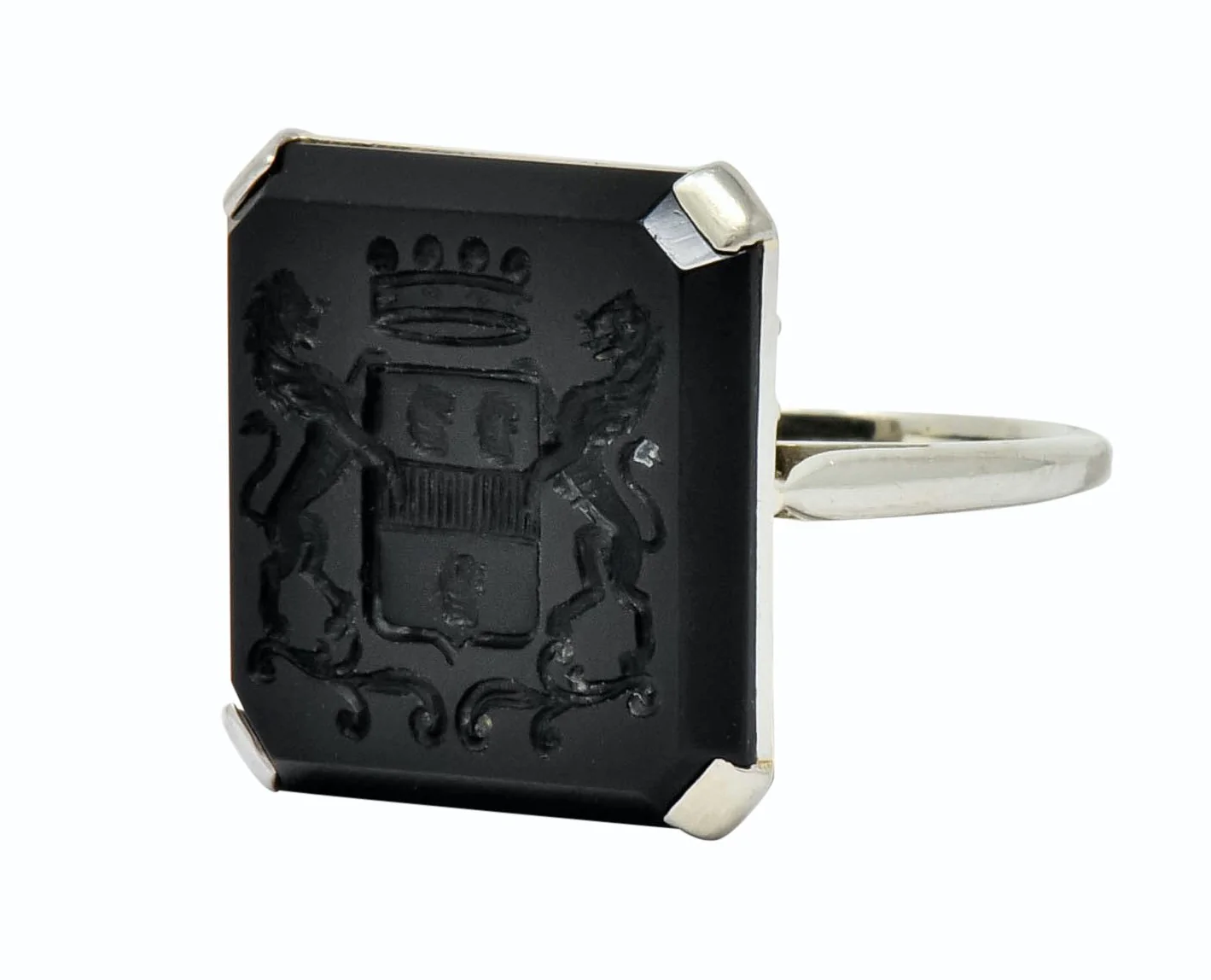 Art Deco 1930 Onyx Intaglio 14 Karat White Gold Heraldry Unisex Ring - Image 6