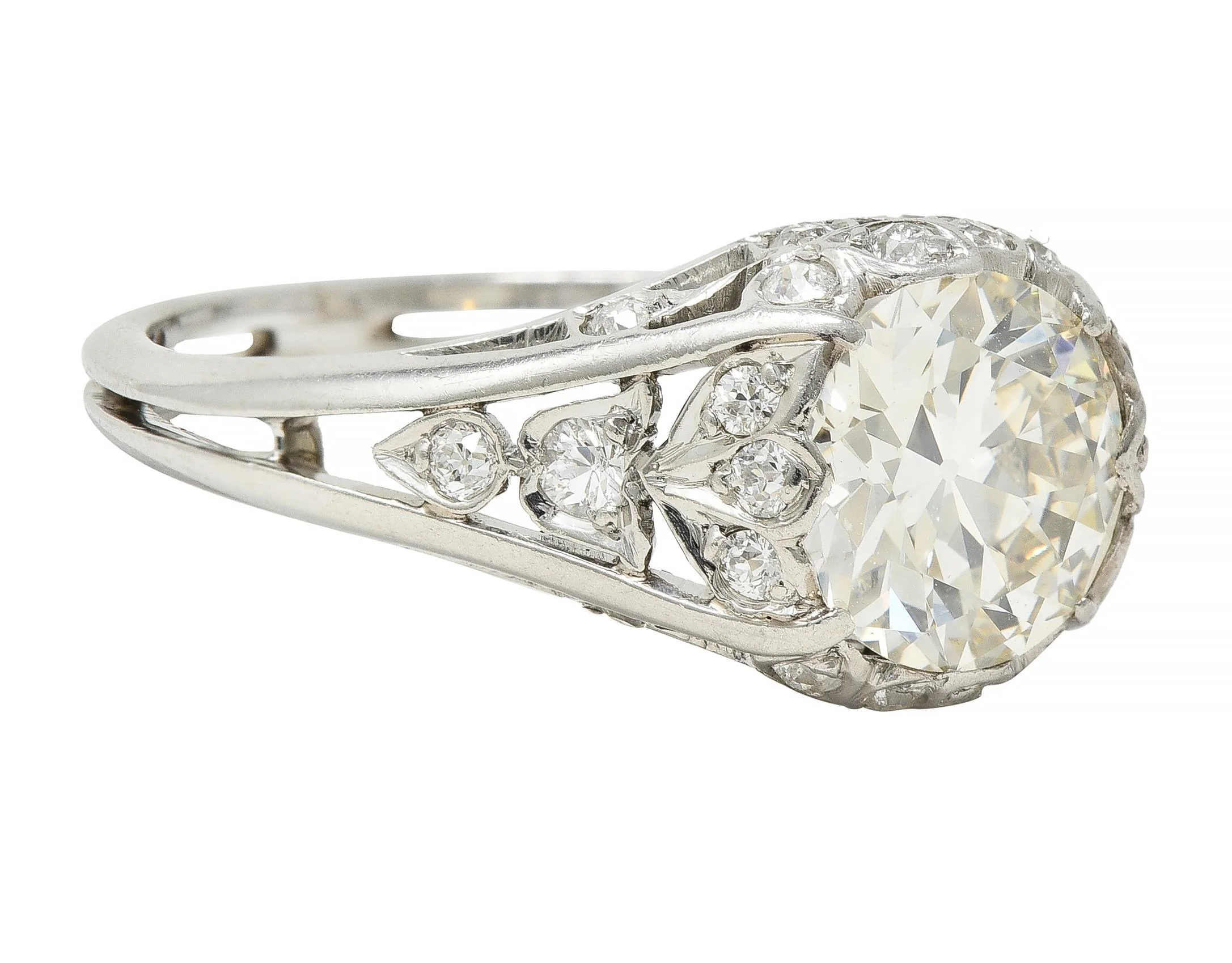 Art Deco 2.05 CTW Old European Cut Diamond Platinum Foliate Engagement Ring - Image 4